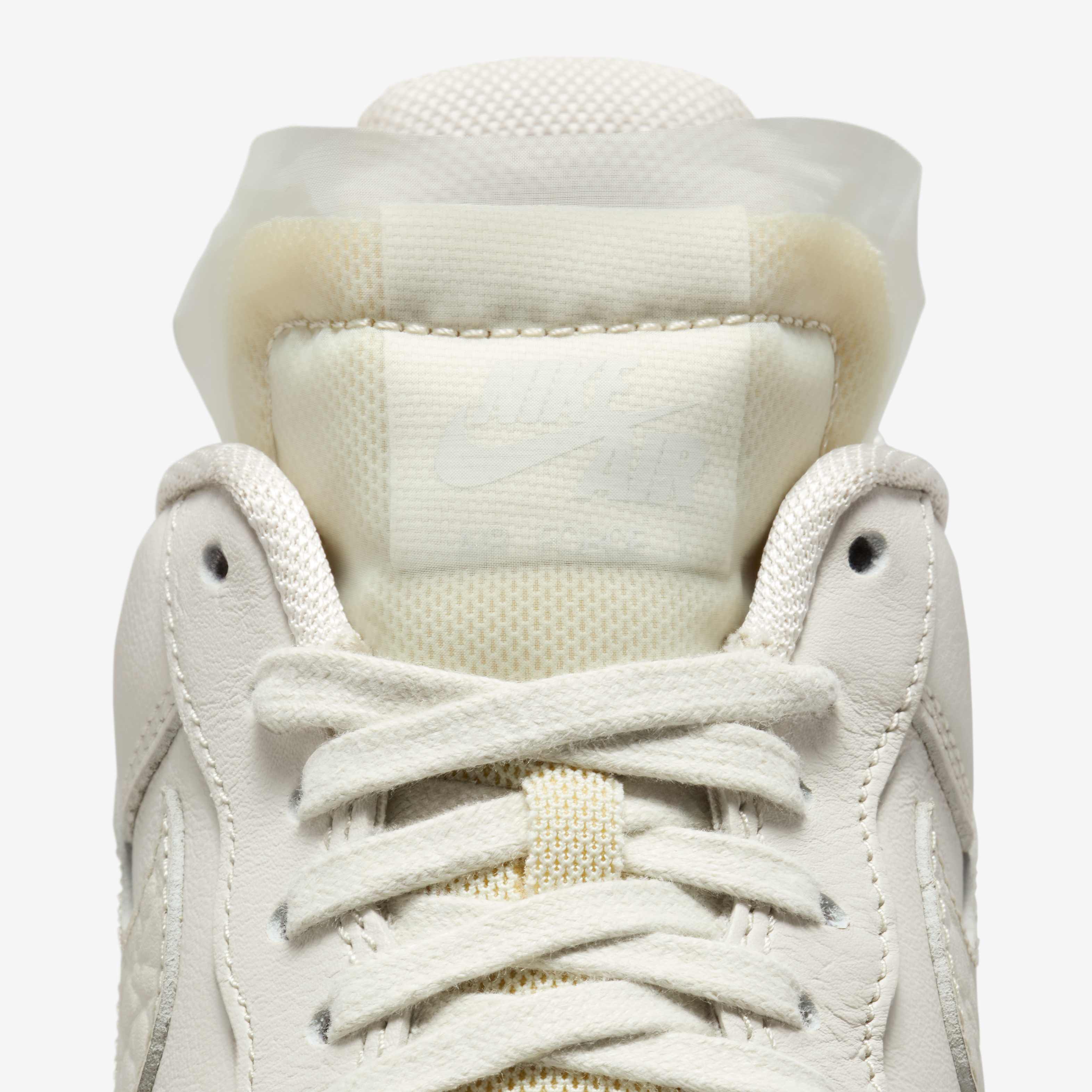 Nike Air Force 1 Low Premium image number 8