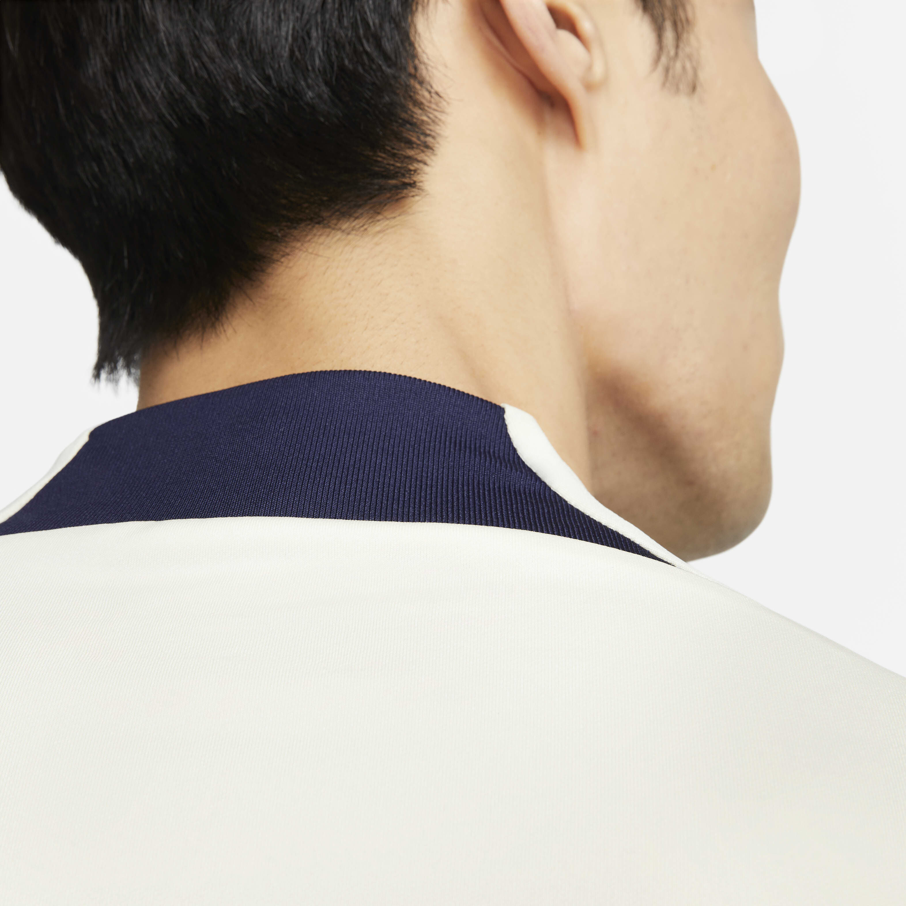 Paris Saint-Germain Strike image number 5