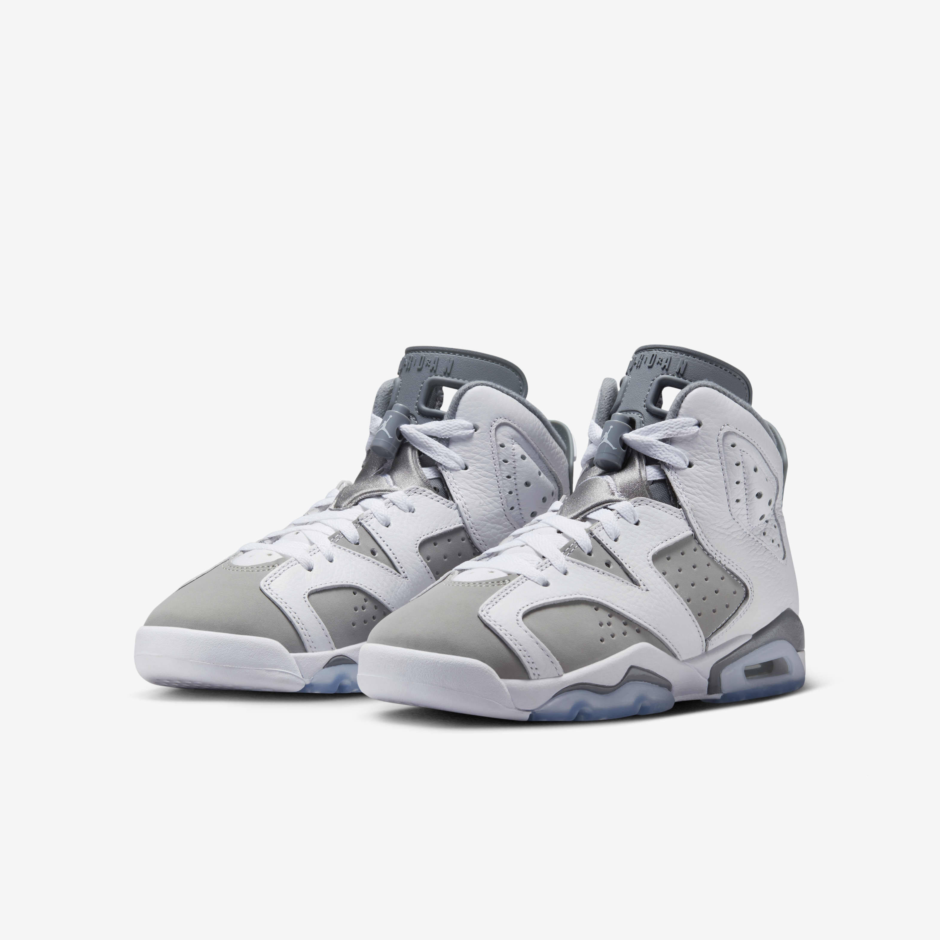 Air Jordan 6 Retro 'White and Midnight Navy' image number 4