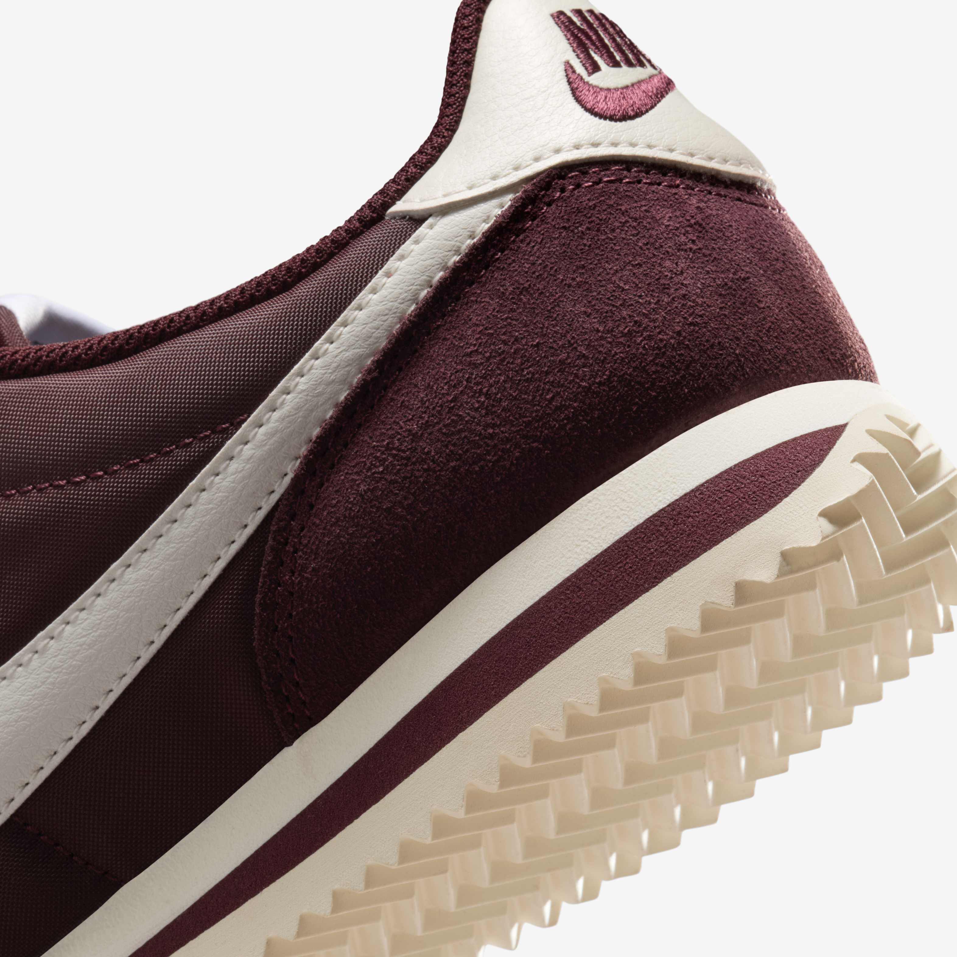Nike Cortez Textile image number 7