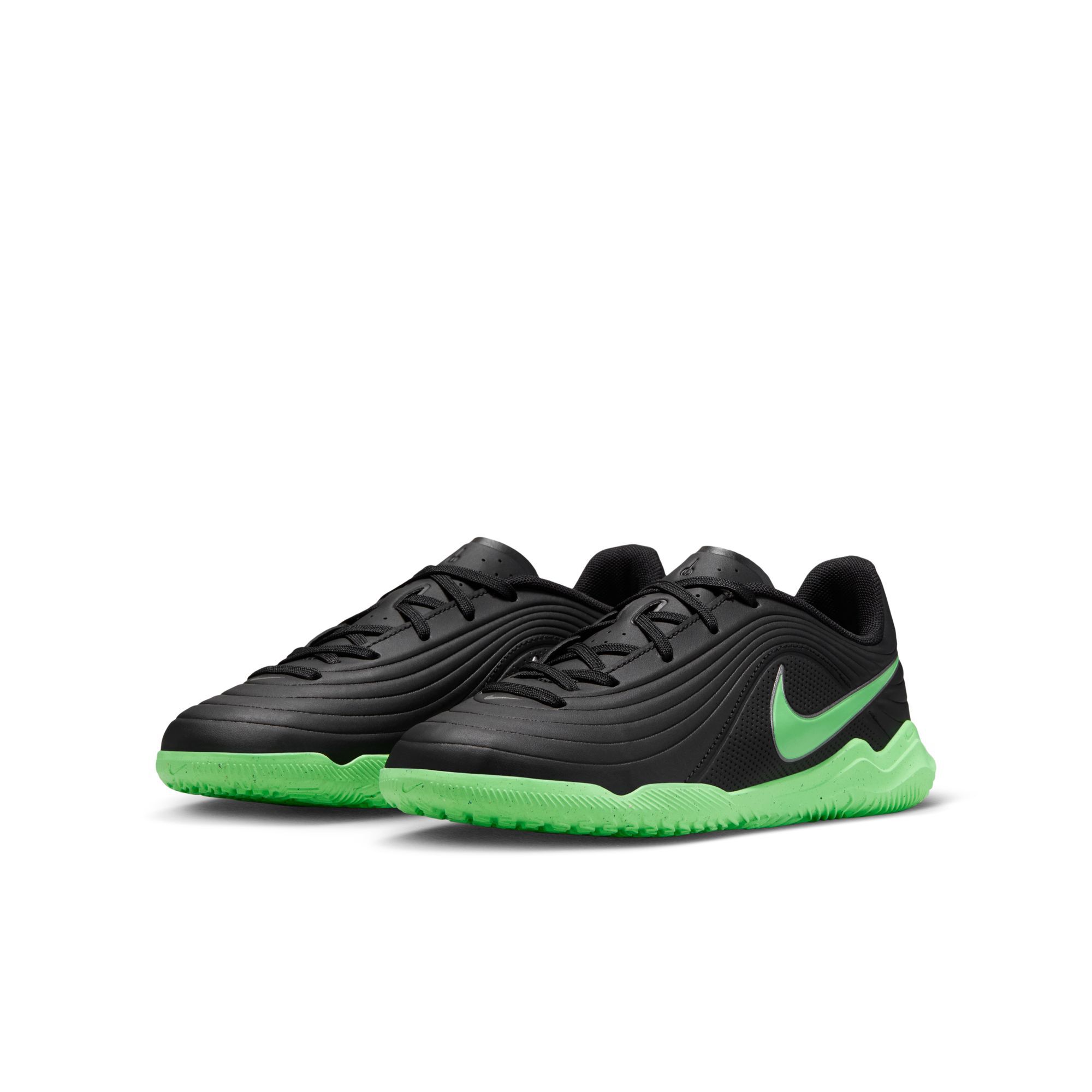 Nike Jr. Tiempo Maestro Club image number 2
