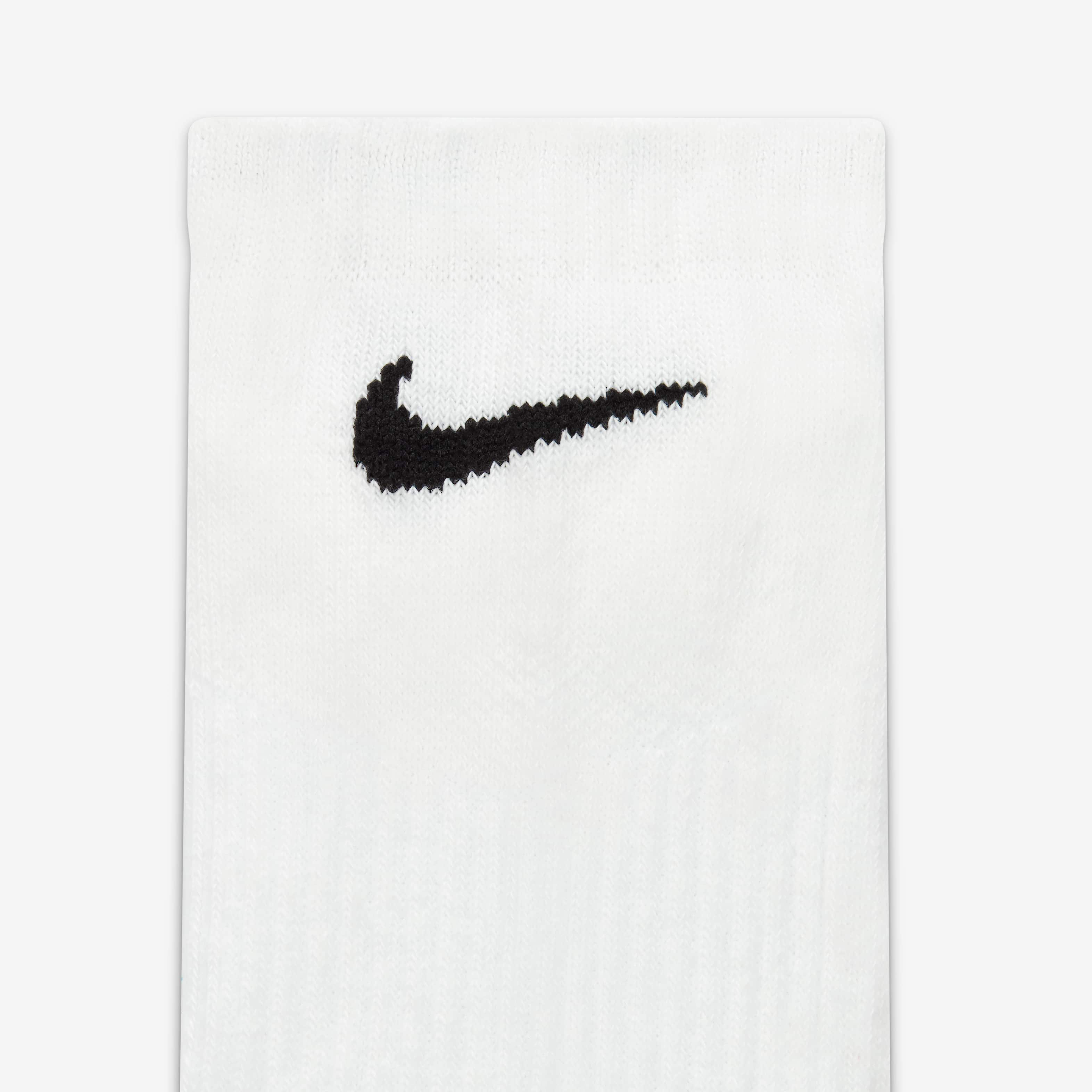 Nike Performance Lightweight image number 3