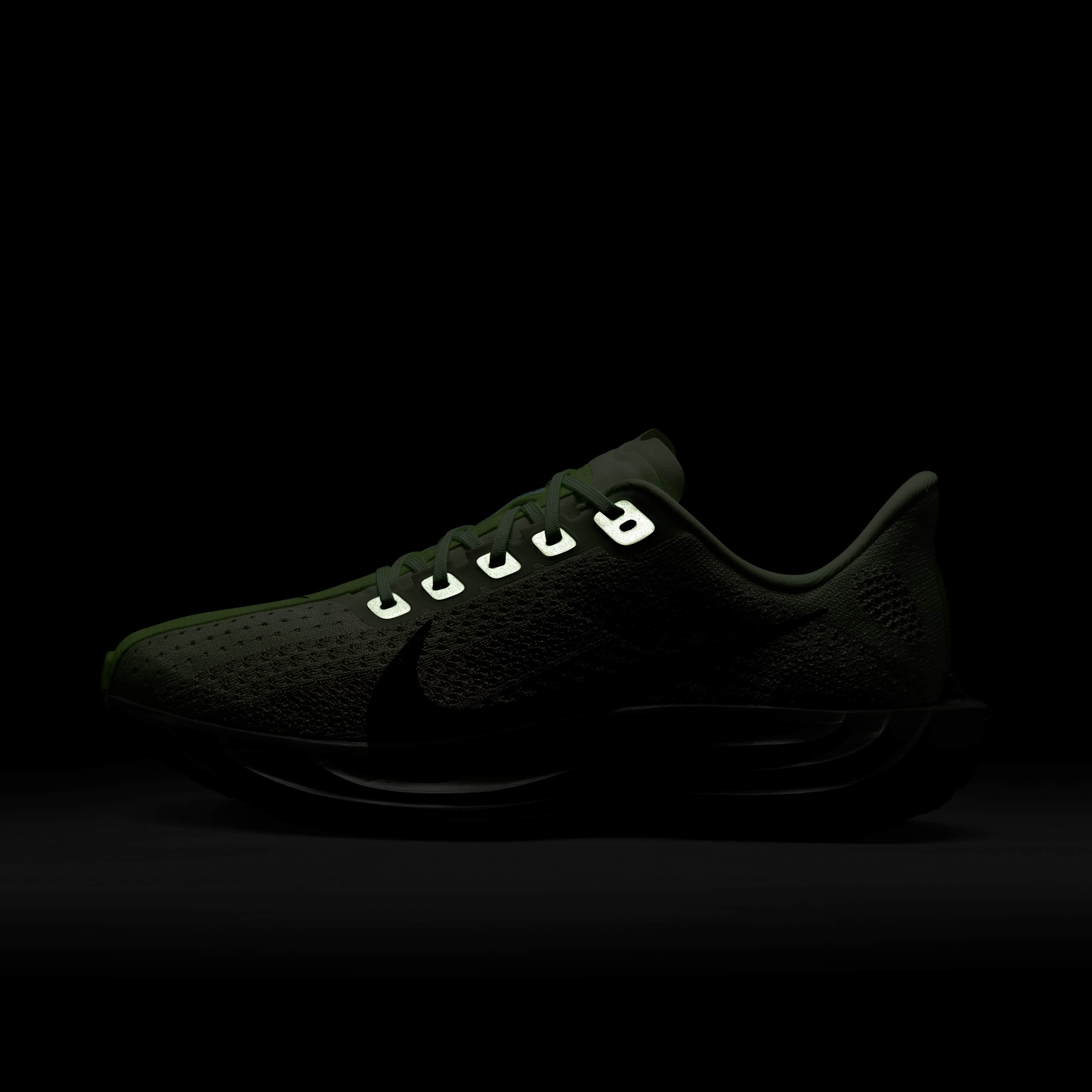 Nike Pegasus Plus image number 10