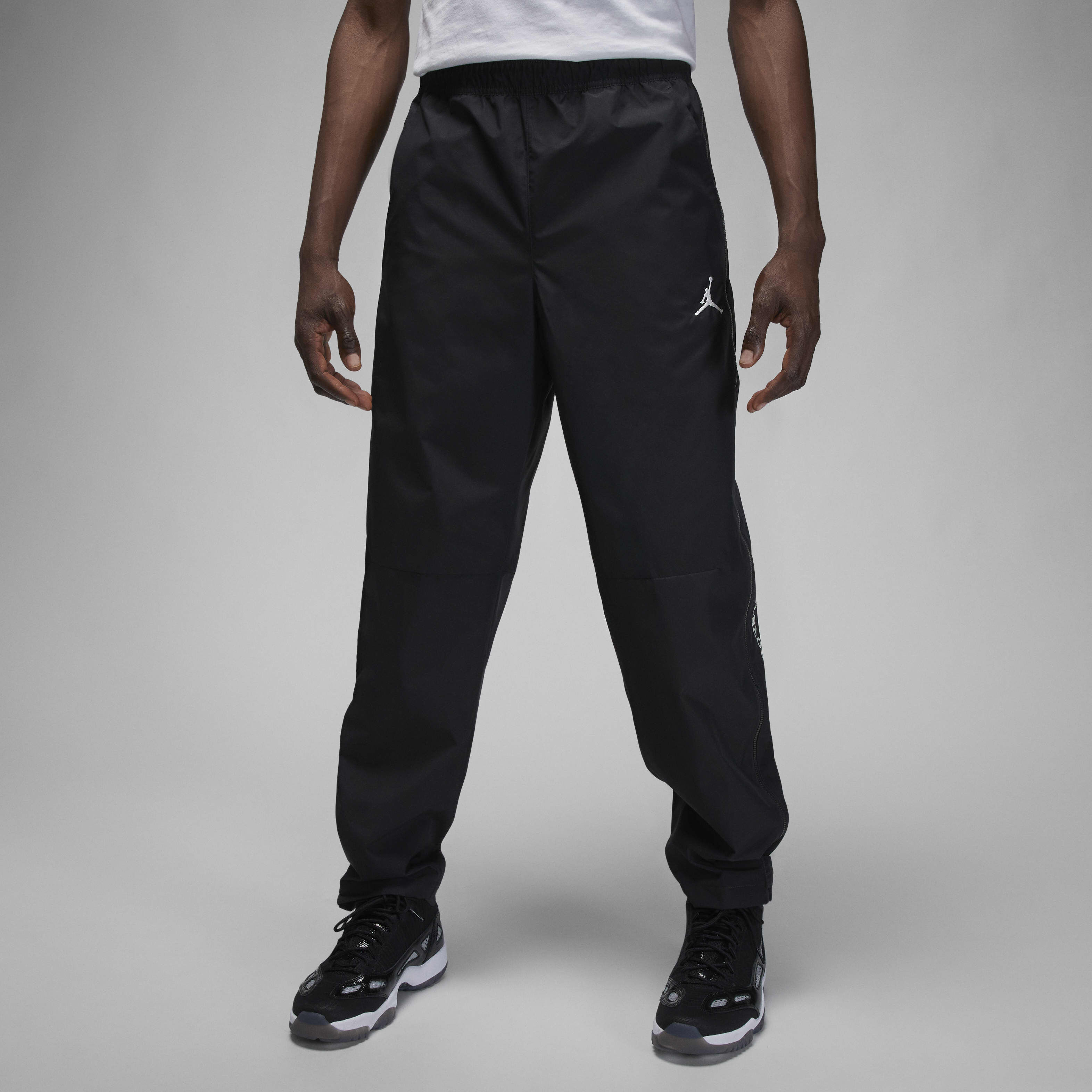 Buy Jordan Flight Heritage Men's Trousers - Off-Noir | Nike