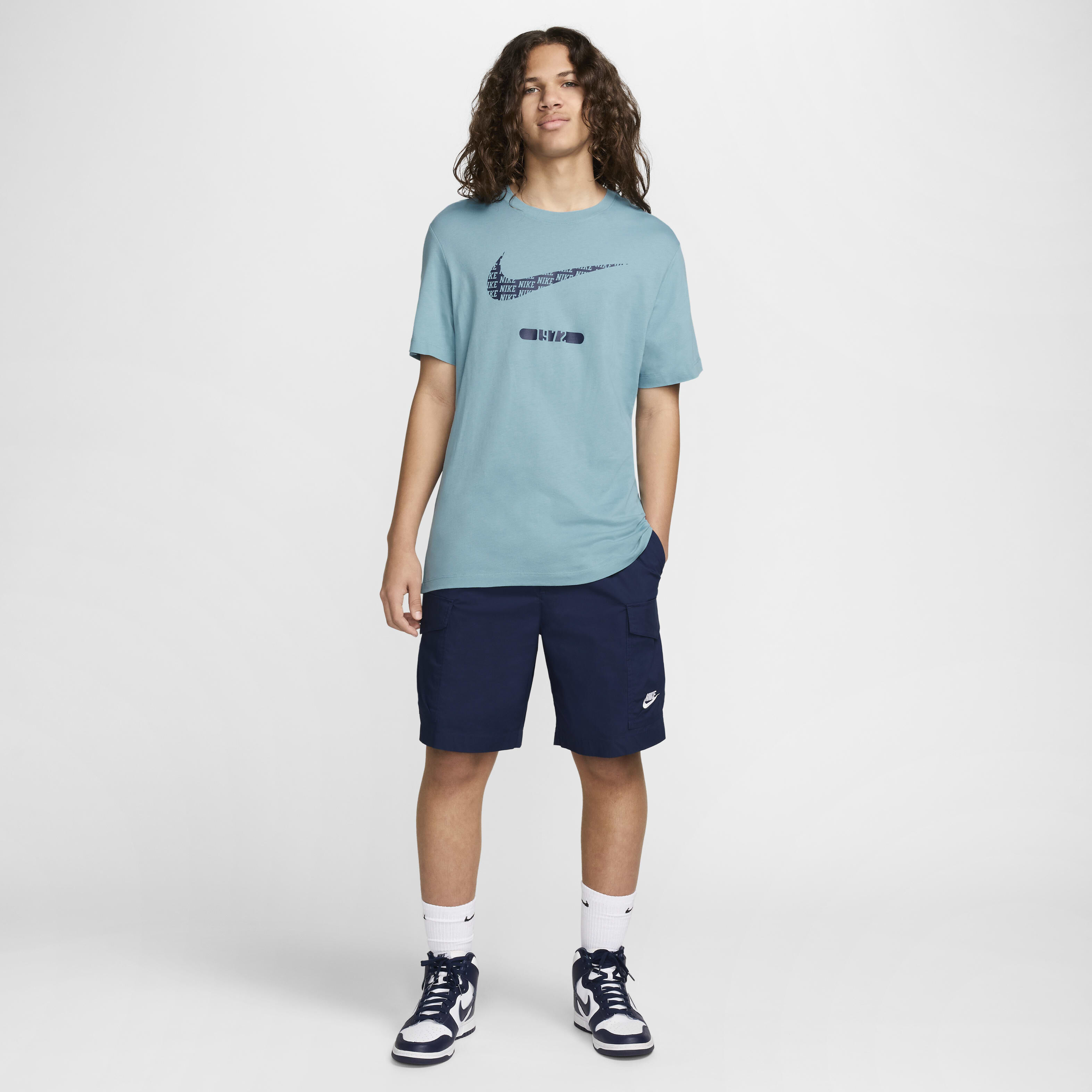 نايكي سبورتسوير image number 3