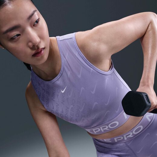 Nike Pro
