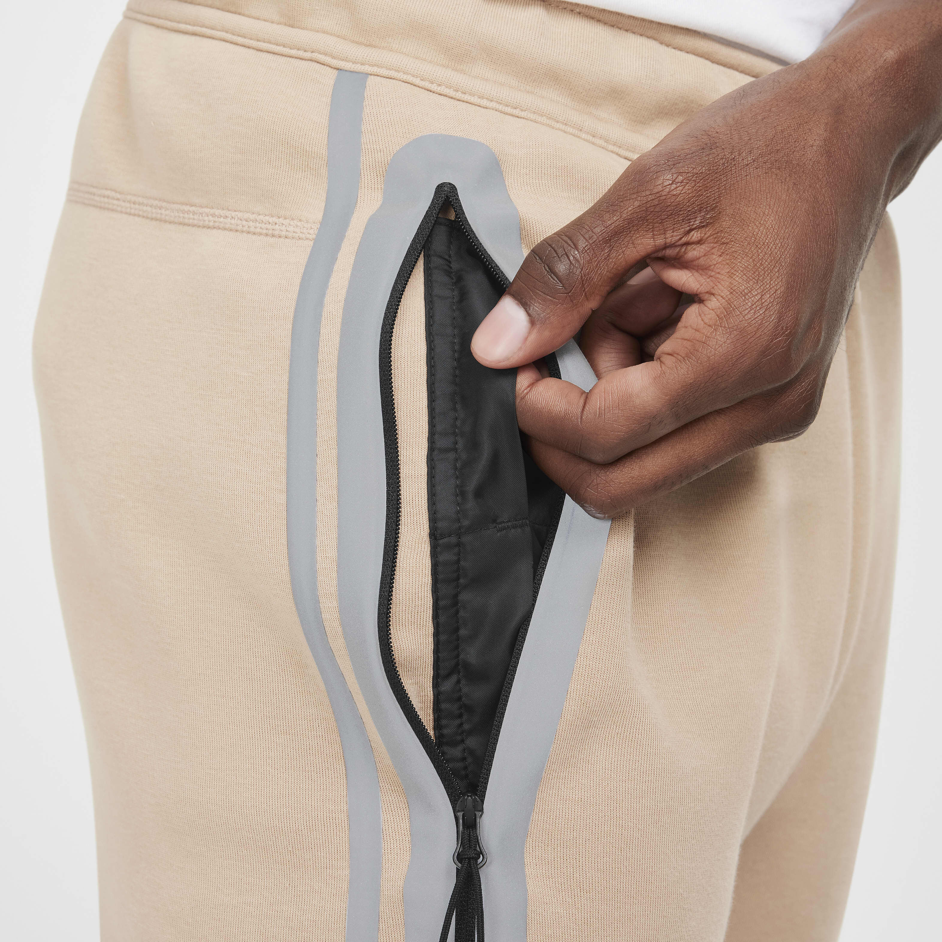 نايكي تك image number 4