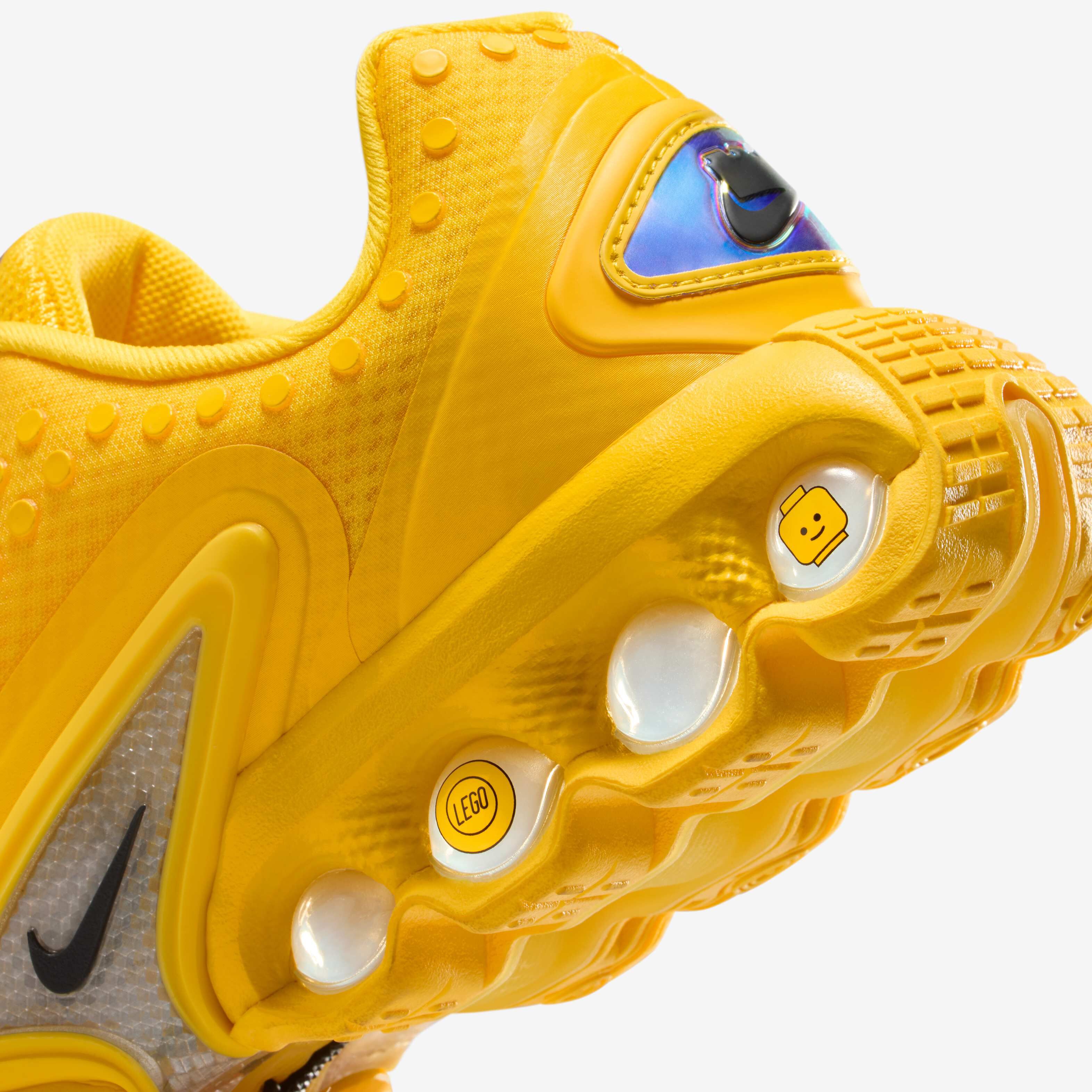Nike Air Max Dn x LEGO&reg; Collection image number 7