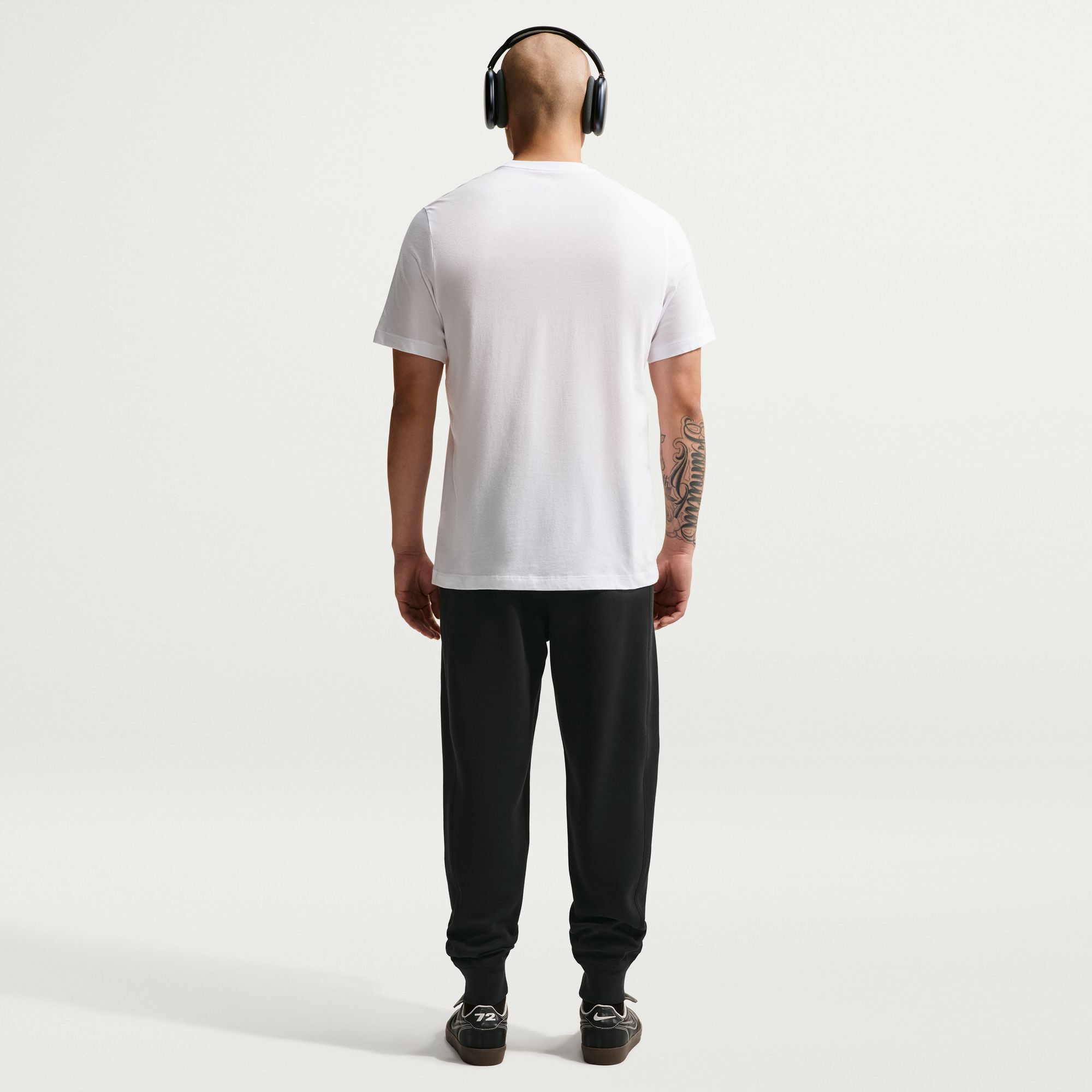 Nike Sportswear Club image number 1