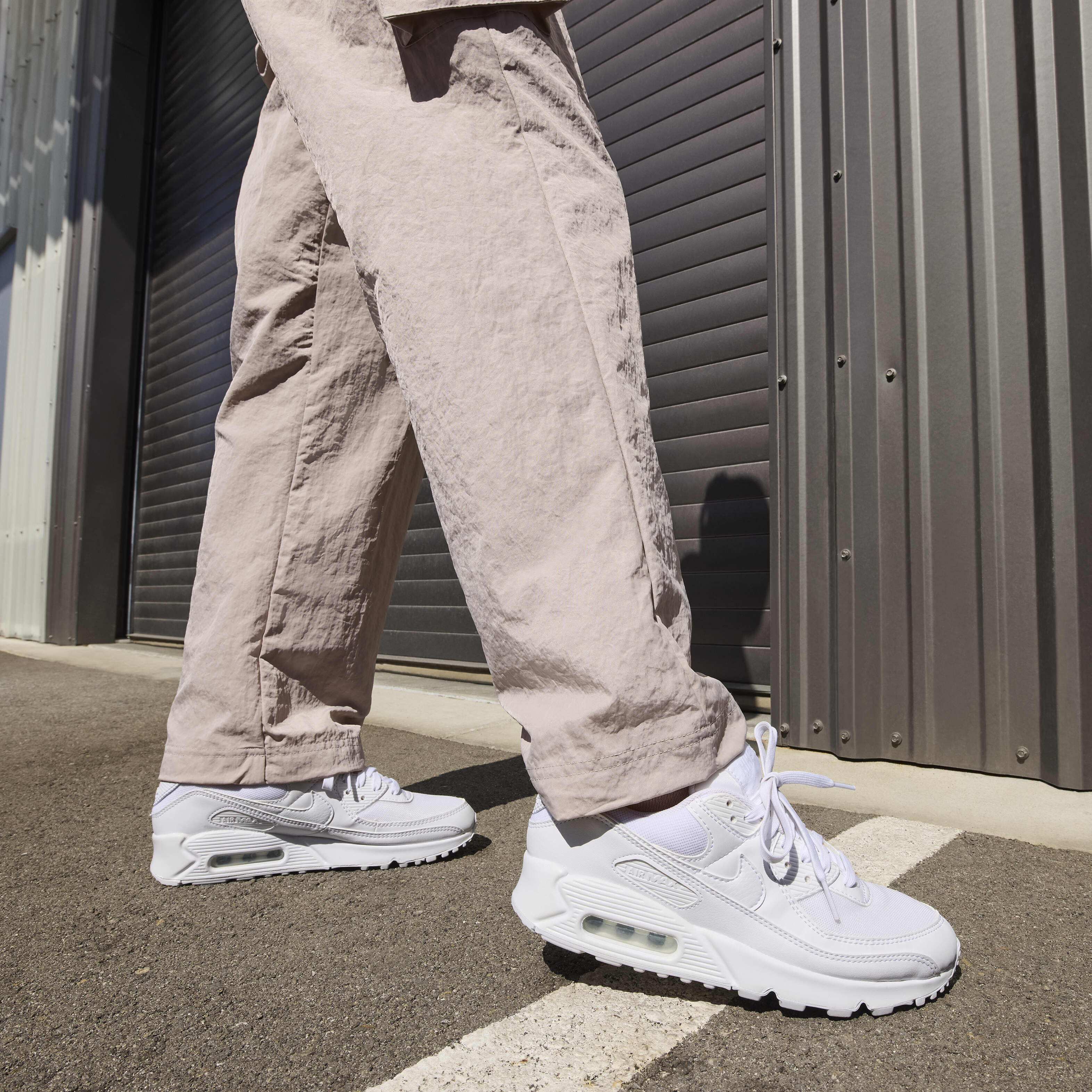 Nike max white hot sale