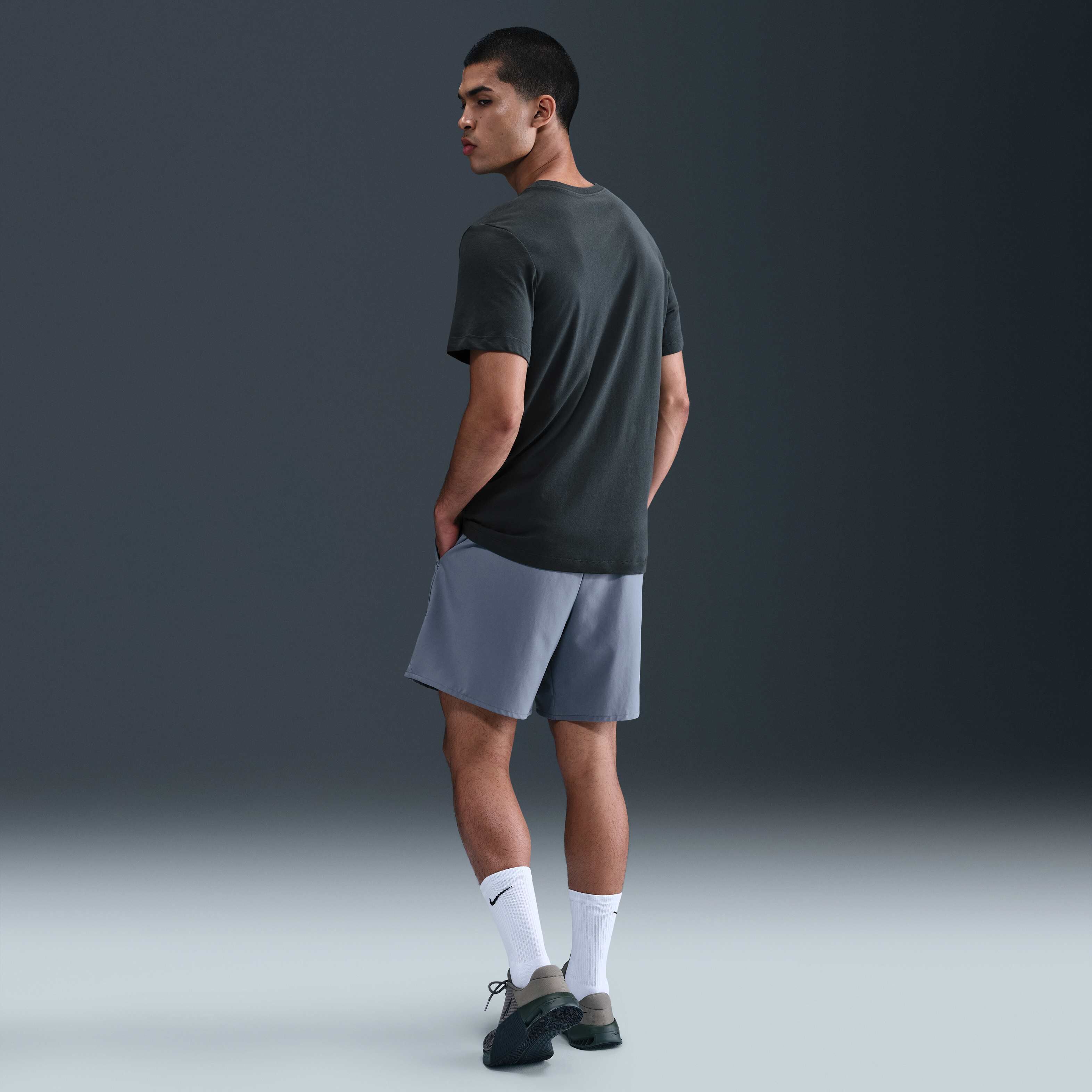 Nike image number 4