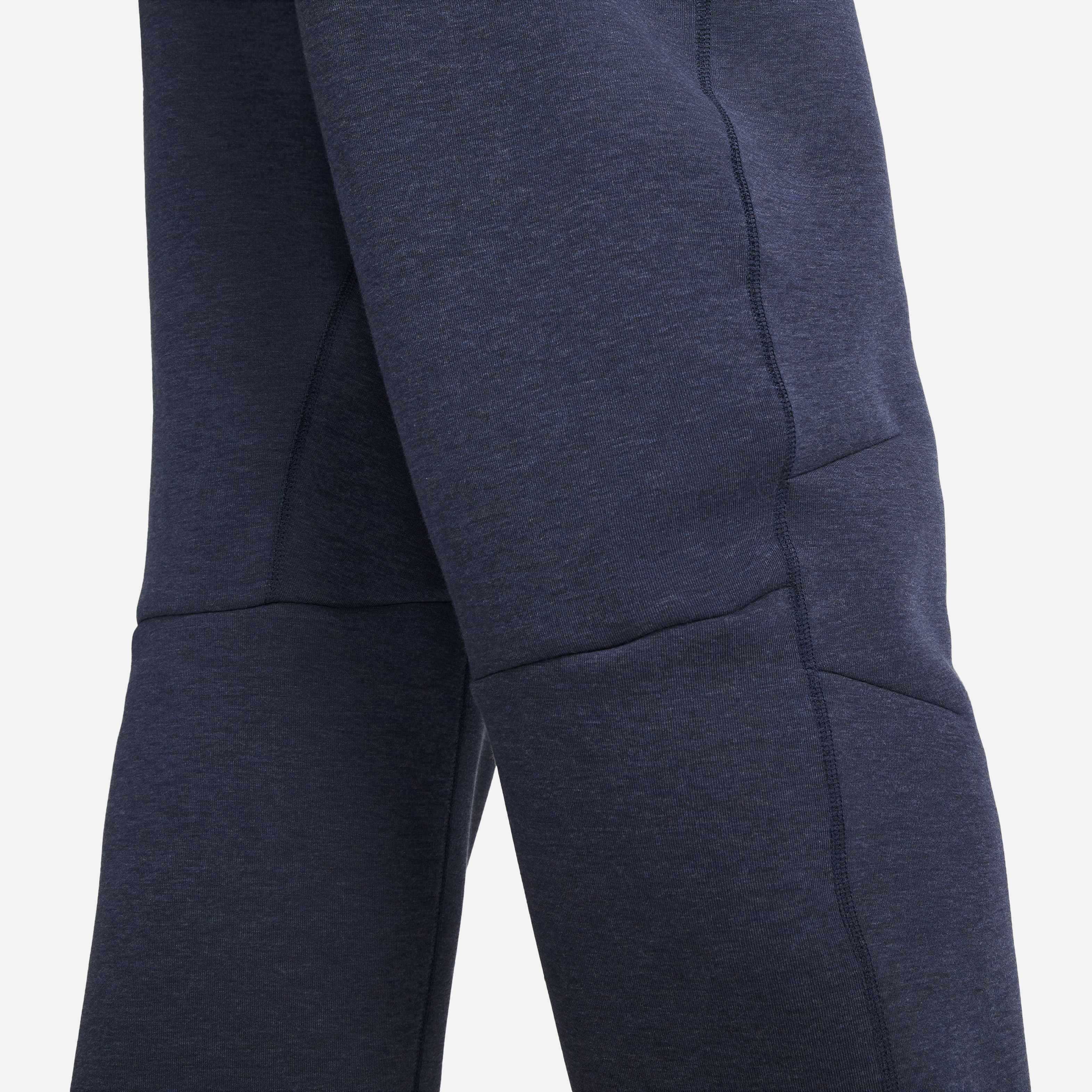 Nike Sportswear Tech Fleece image number 5