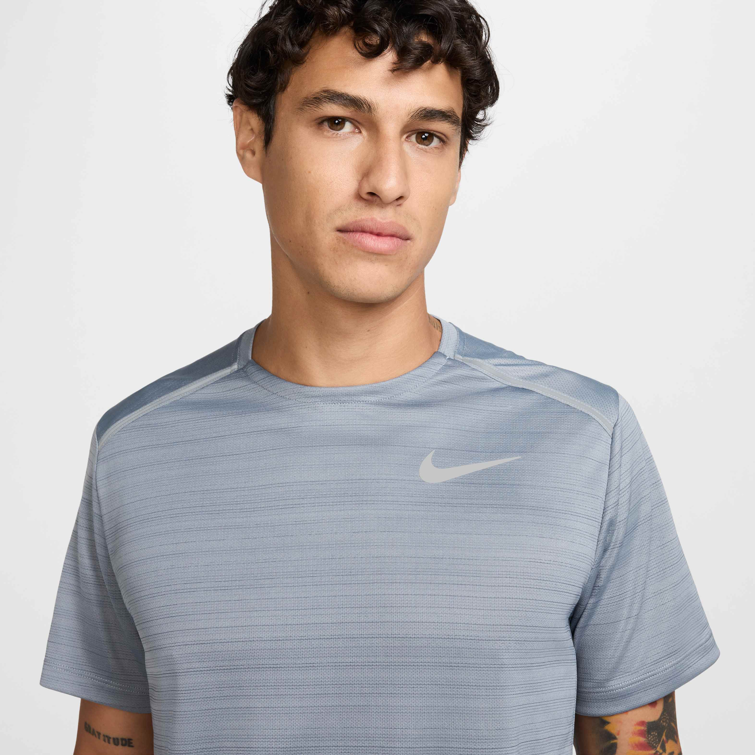 nike miler 2.0 t shirt