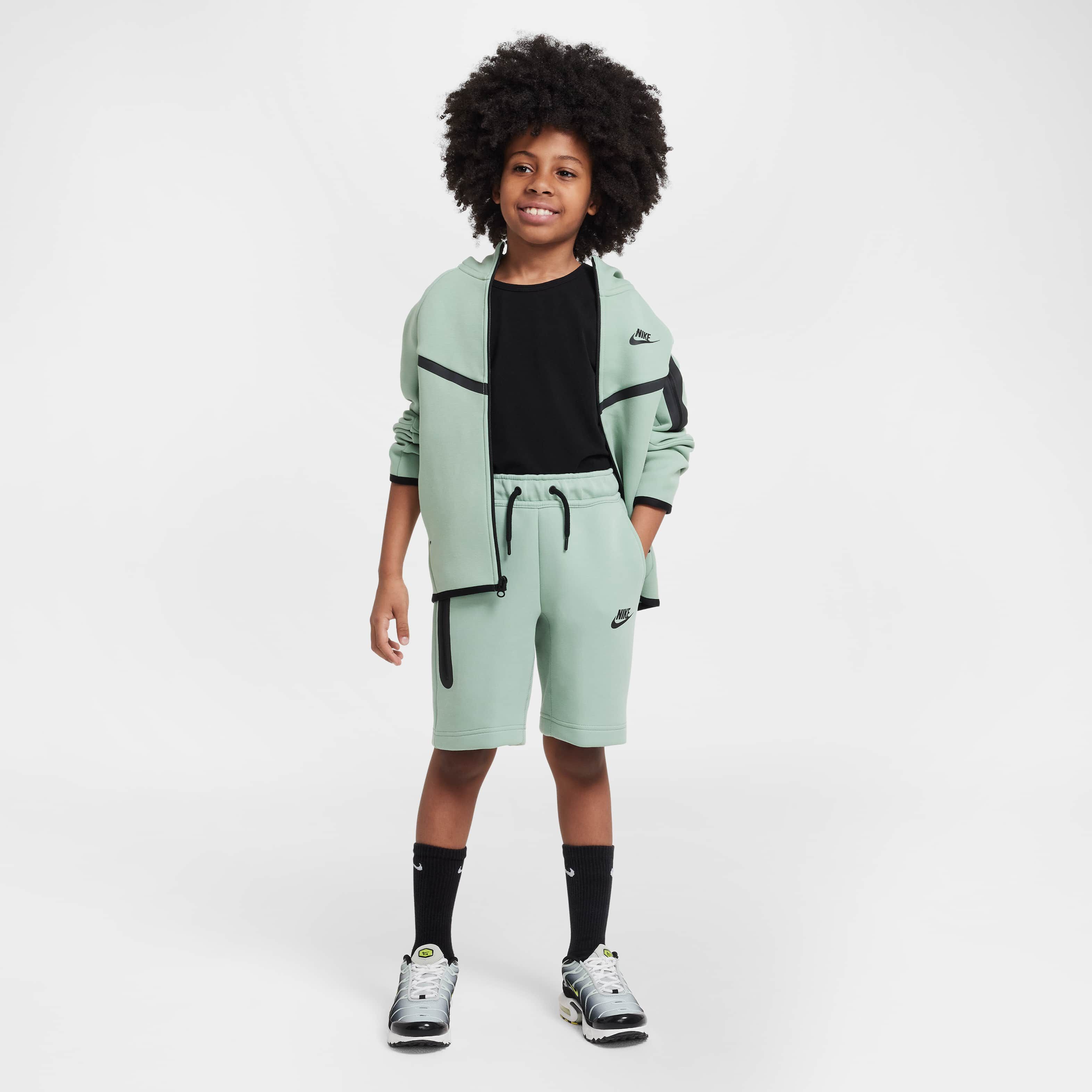 Nike Tech Fleece image number 7