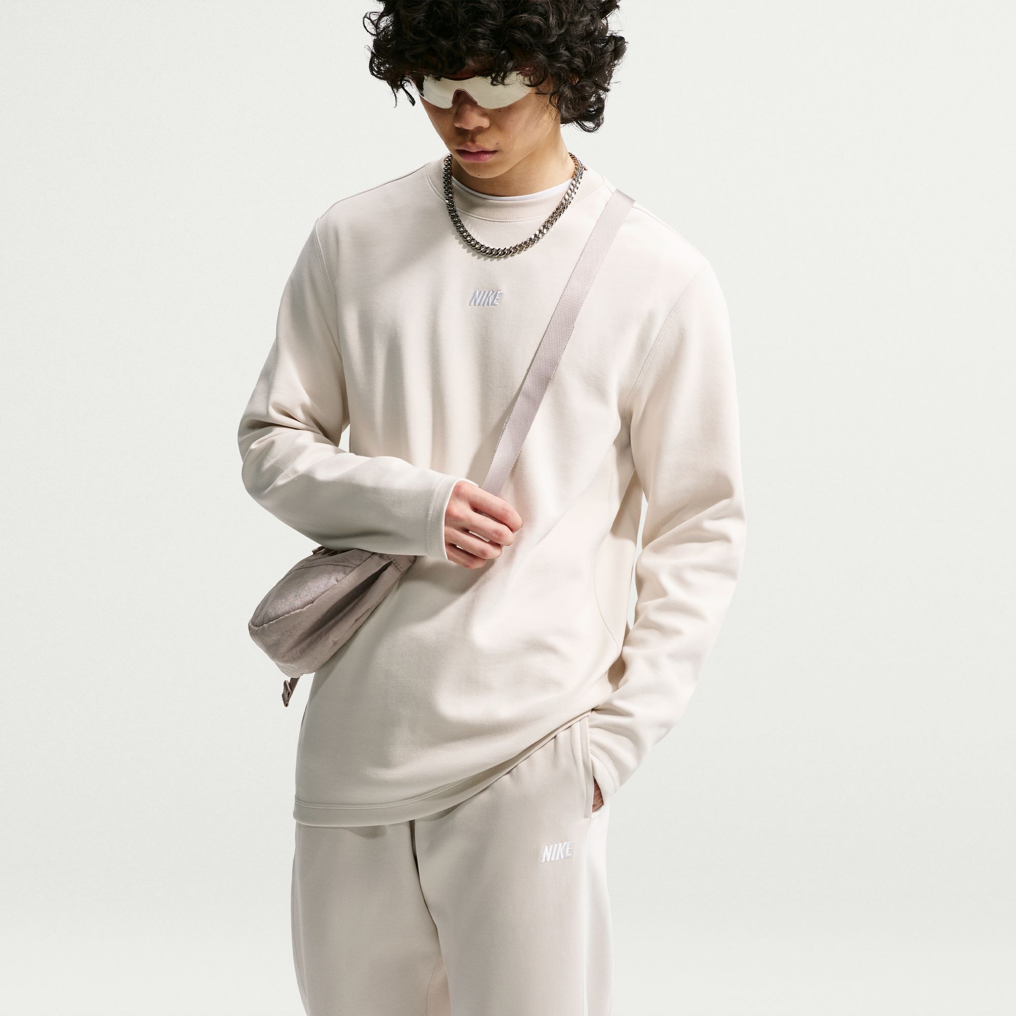 Nike Sportswear Club image number 4