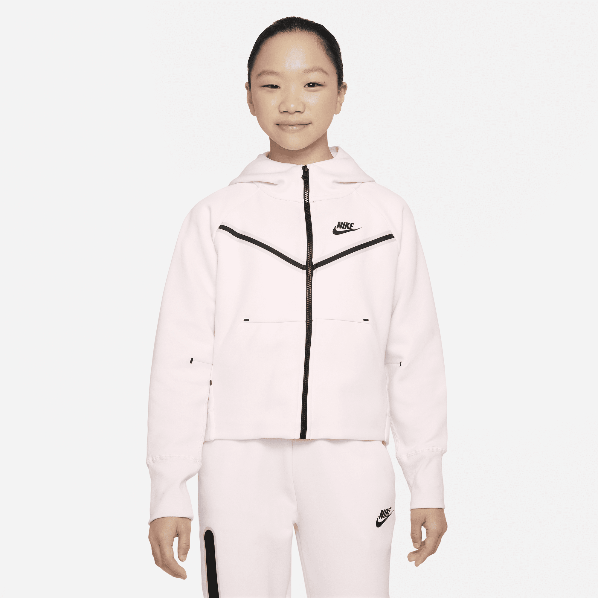 Girls nike tech sales