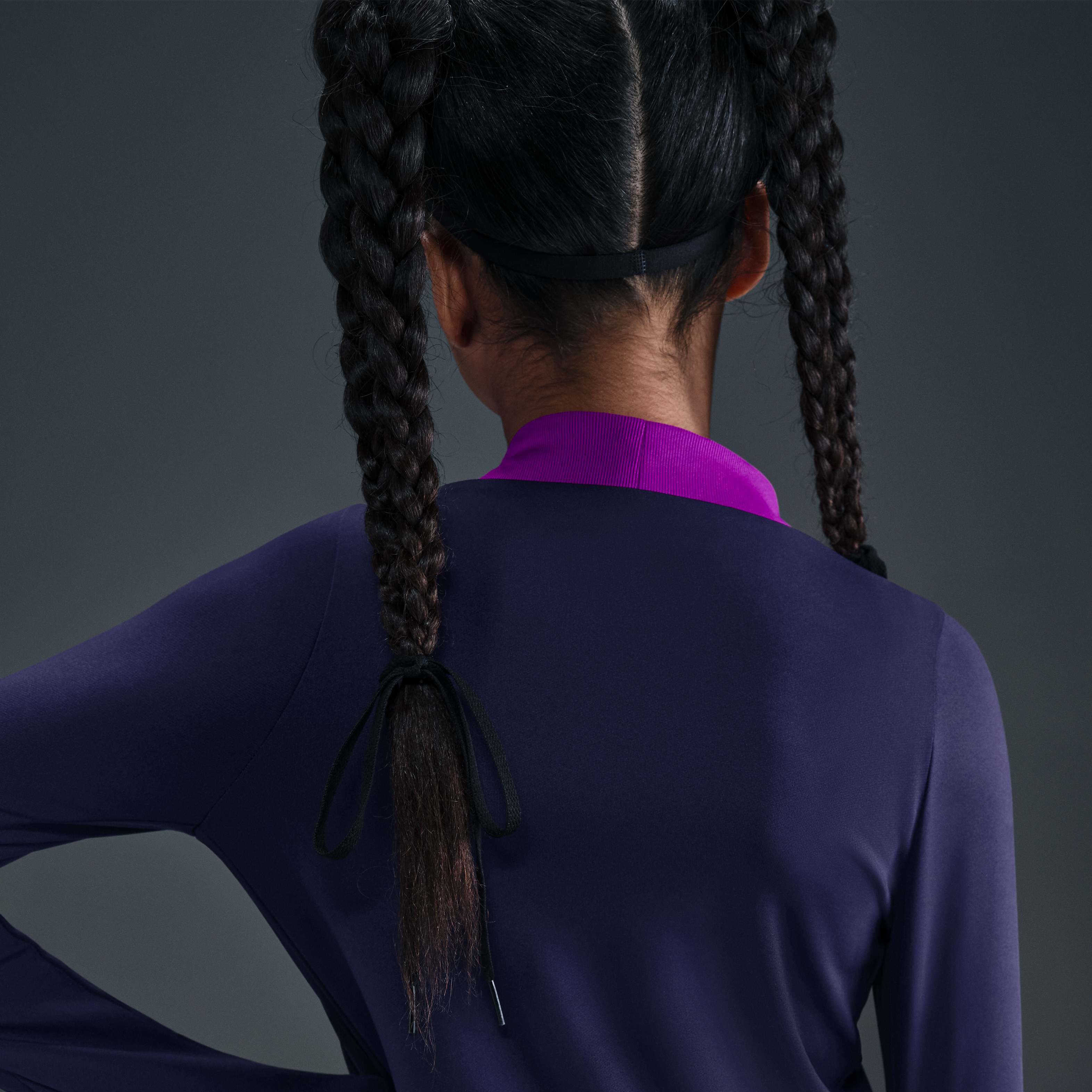 برشلونة سترايك image number 1