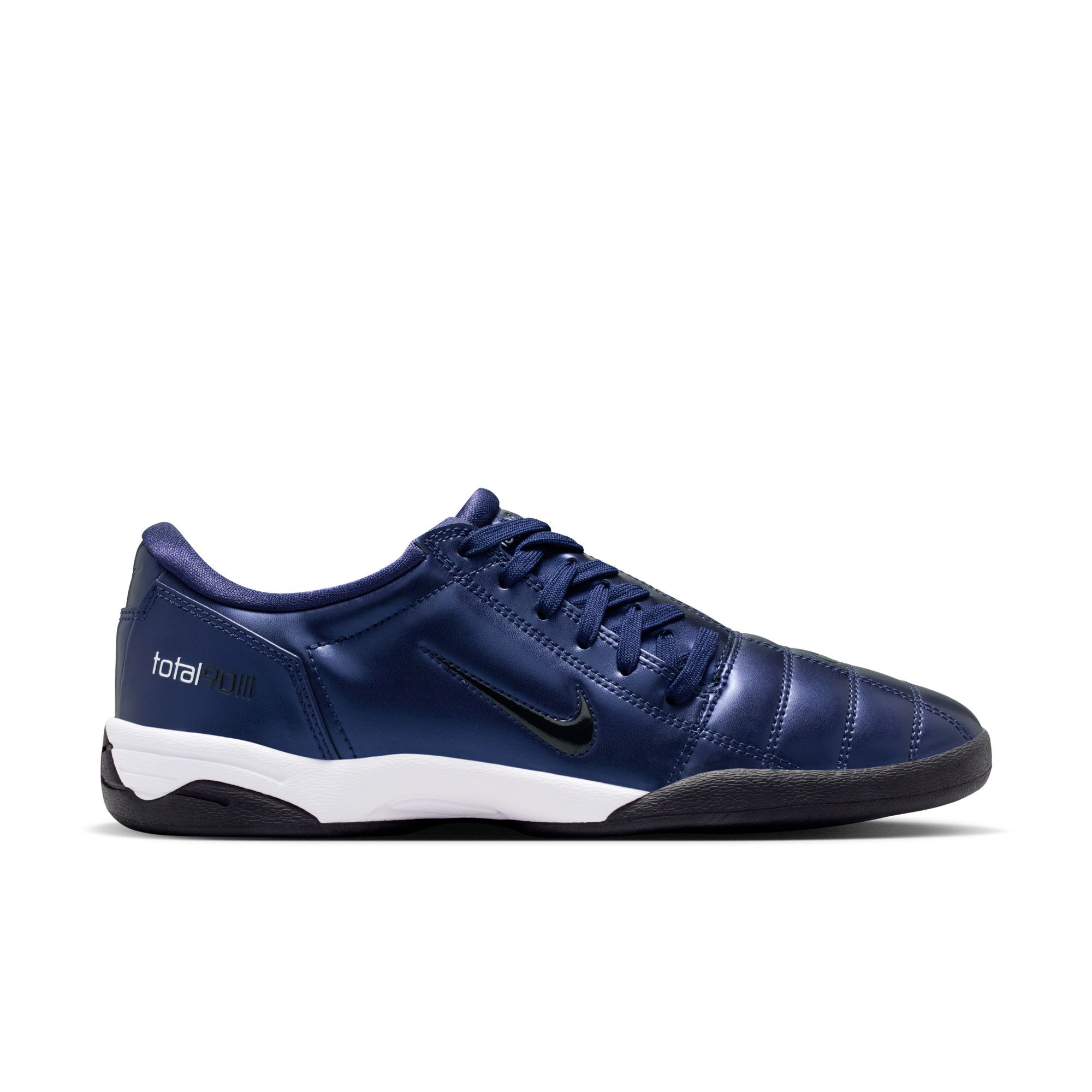 Nike Total90 image number 5