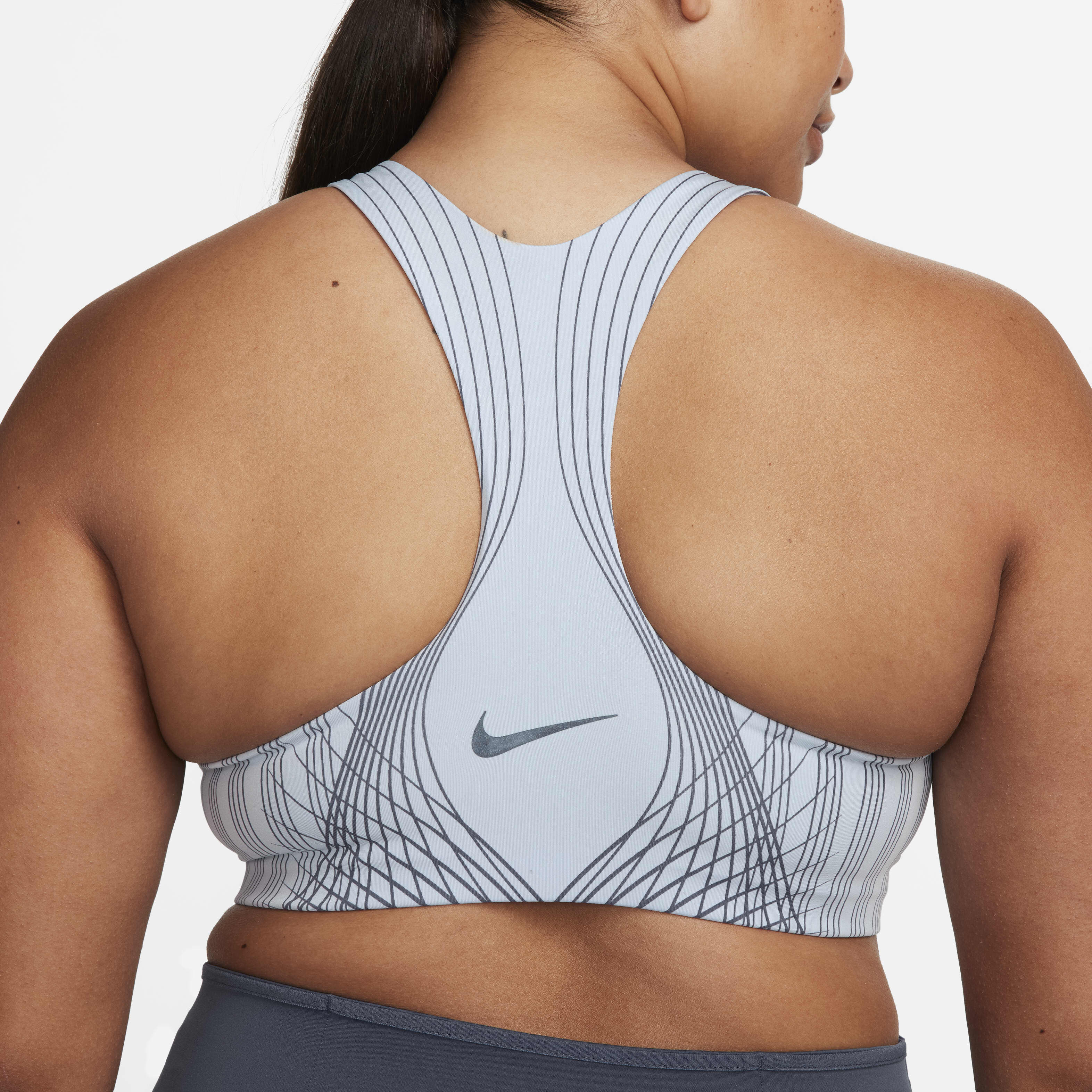 نايكي سووش فينكس image number 5