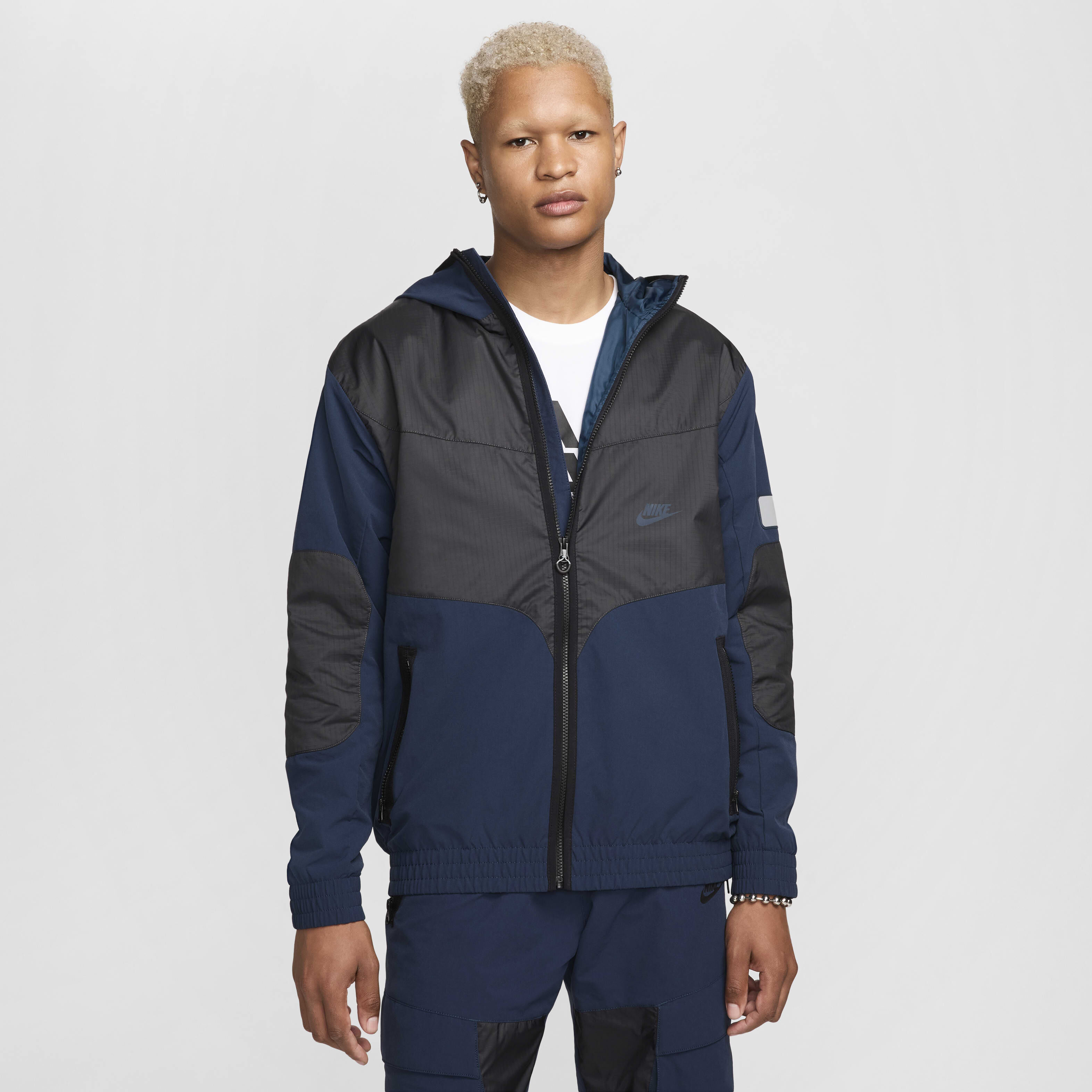 Shop Nike Jackets For Men Online in UAE Nike Men s Jackets
