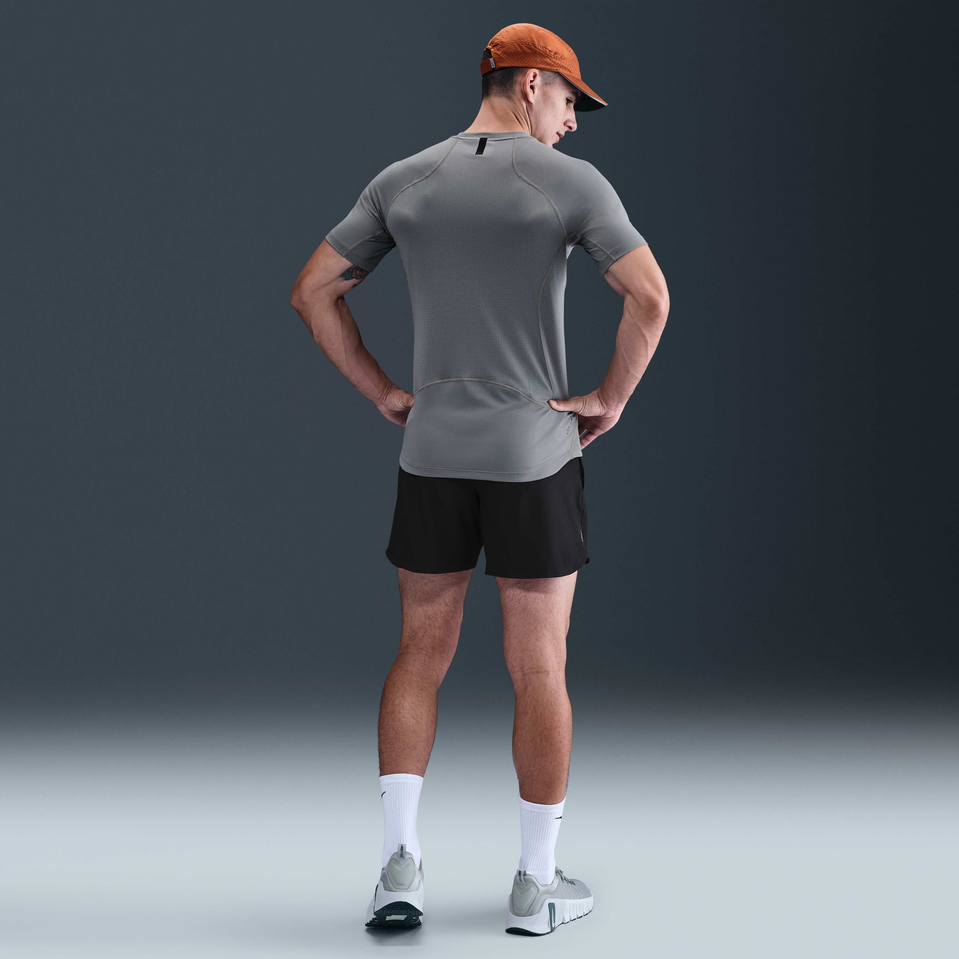 Nike Pro Training image number 4