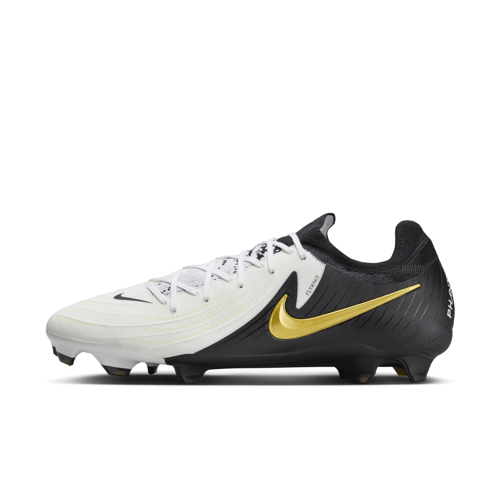 Nike football hot sale shoes uae