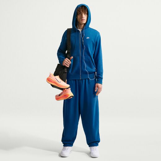 Nike Club