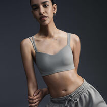 Nike Zenvy Strappy