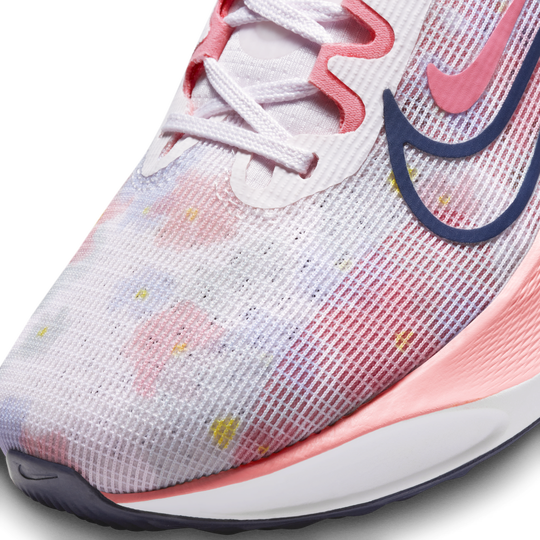 Shop Zoom Fly 5 Premium Women s Road Running Shoes Nike UAE