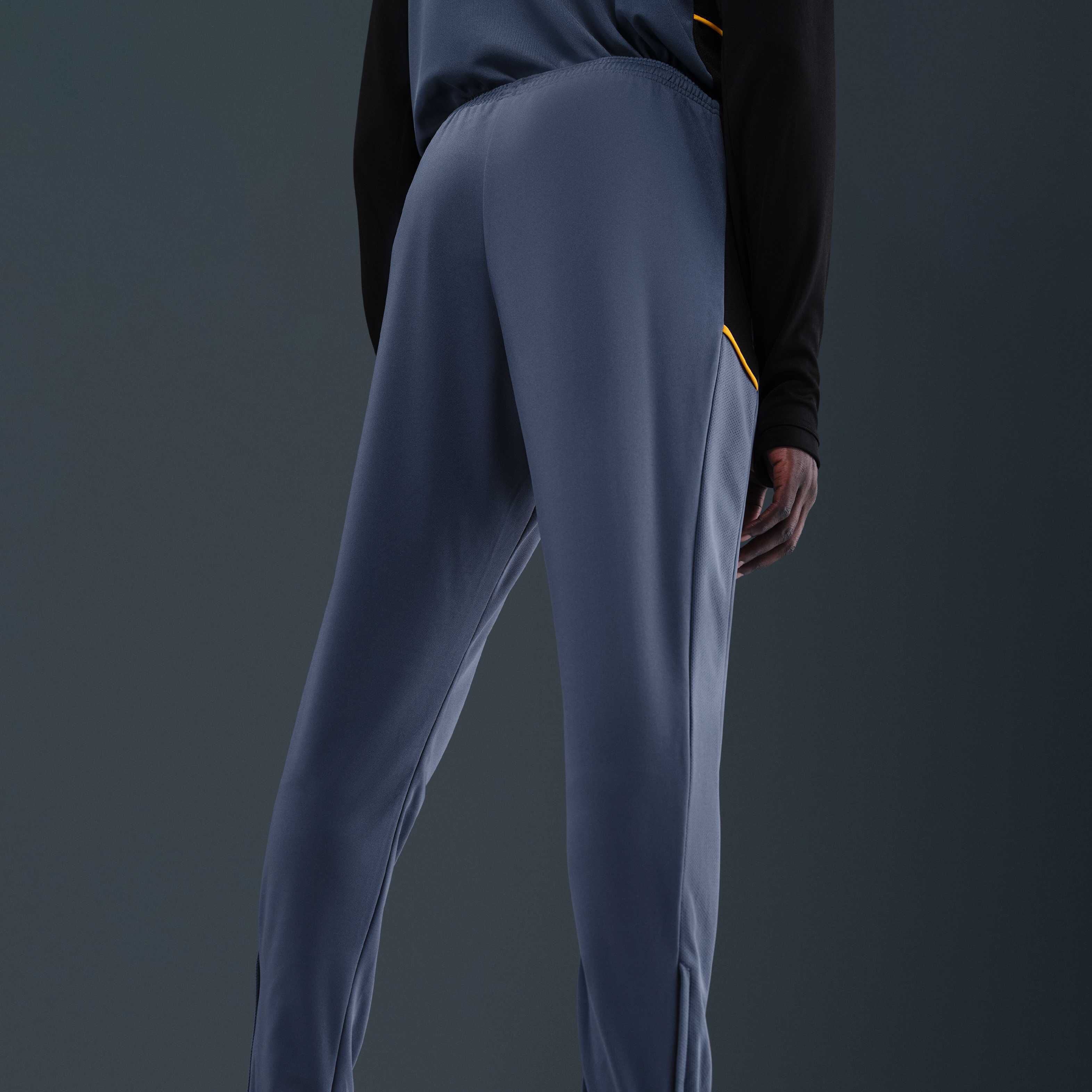 Nike Academy image number 2