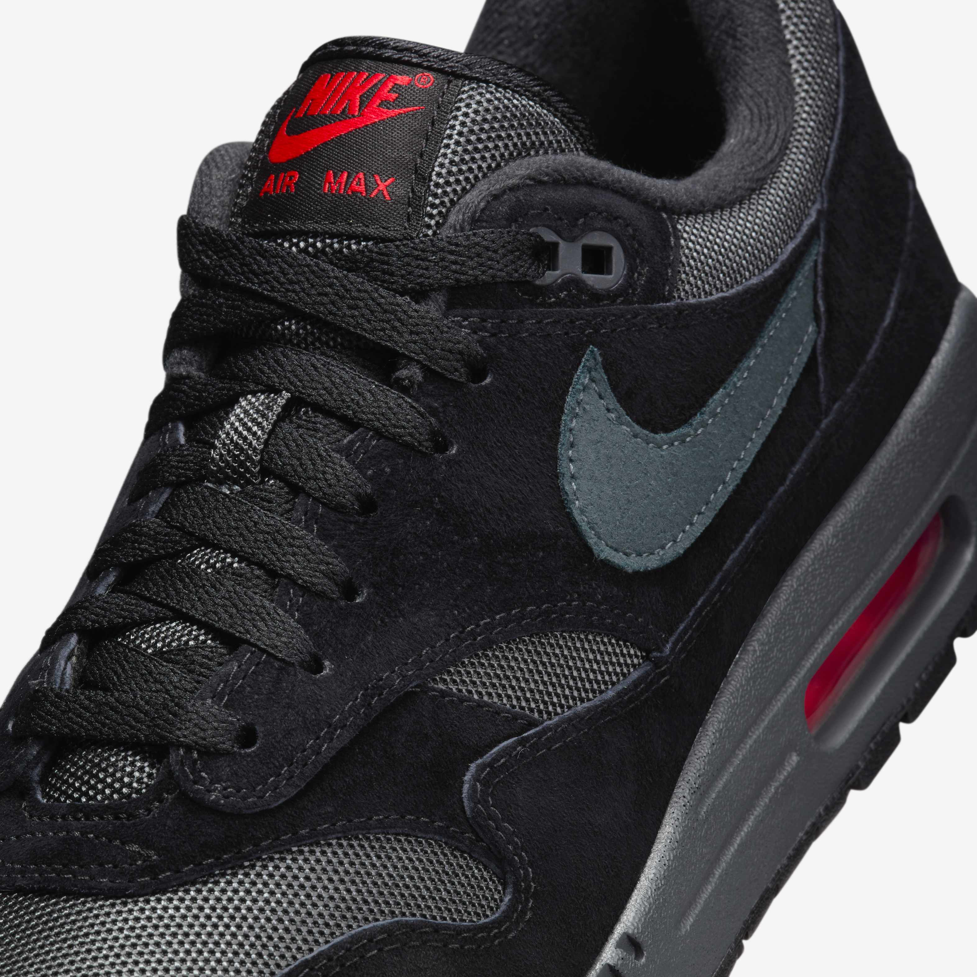 nike air max 1 premium black red