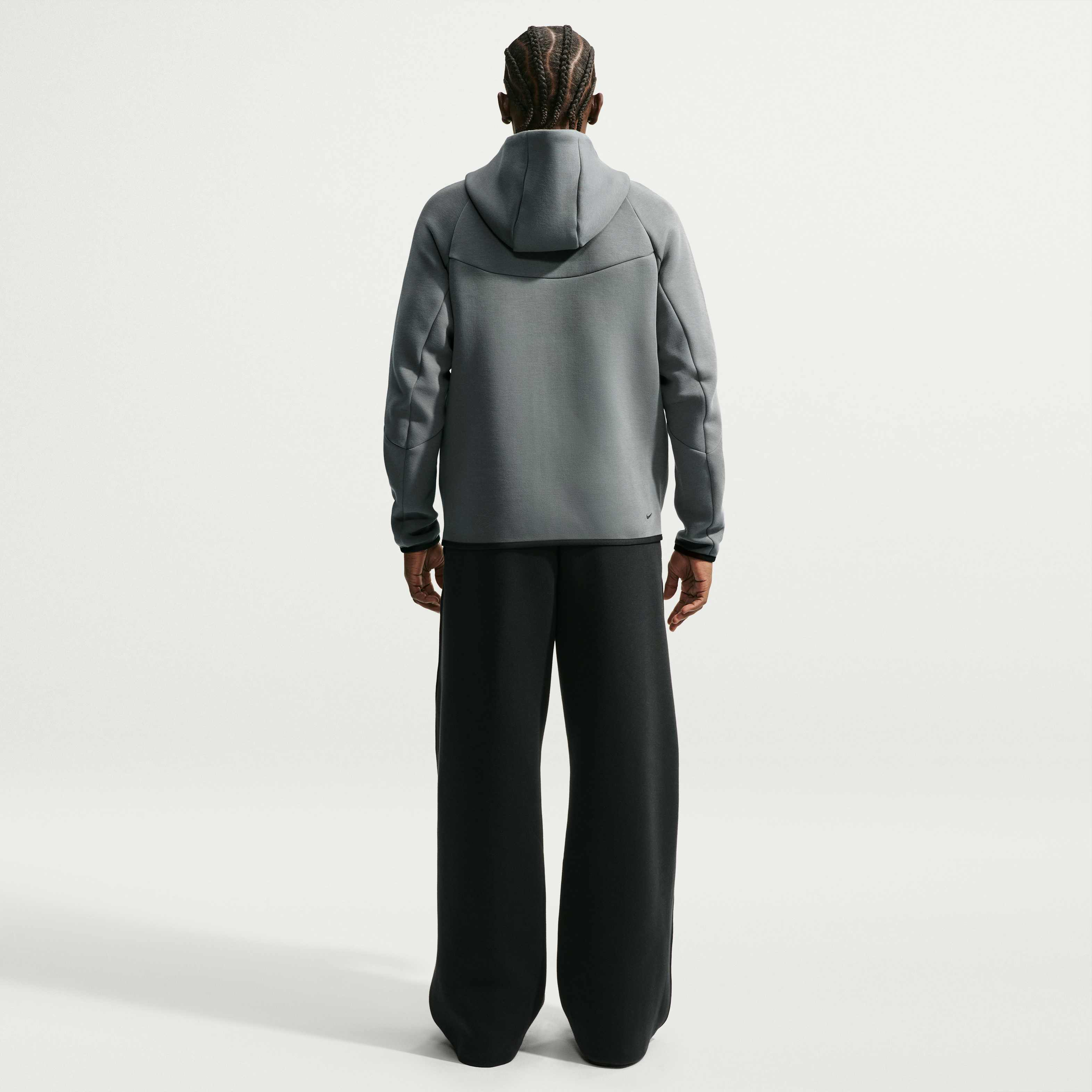 Nike Tech image number 4