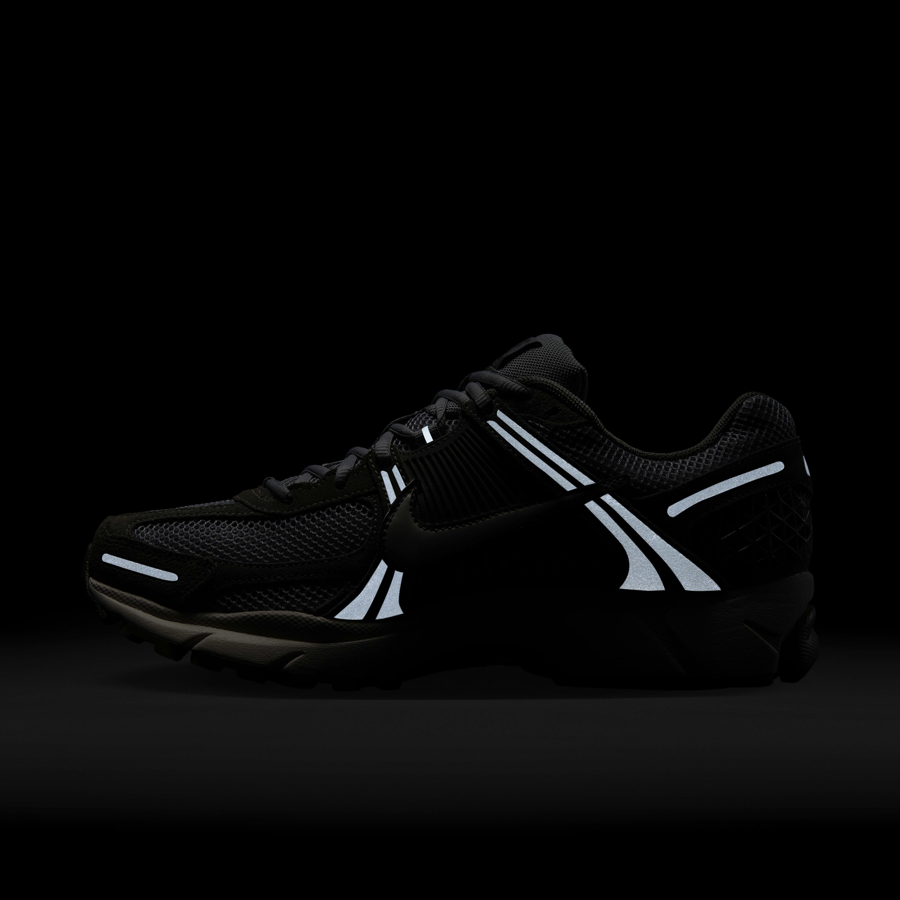 Nike Zoom Vomero 5 image number 10