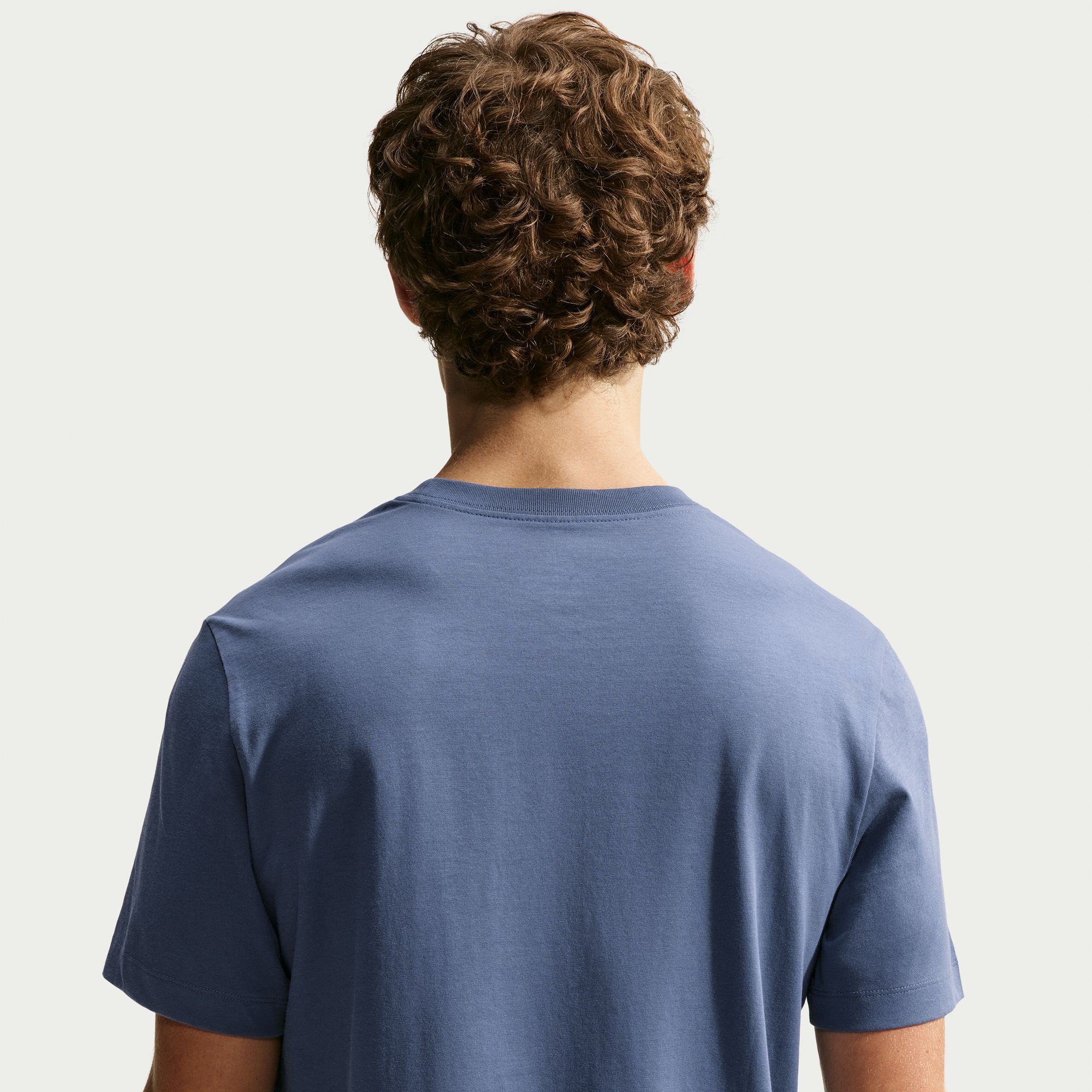 Nike Sportswear Swoosh image number 3