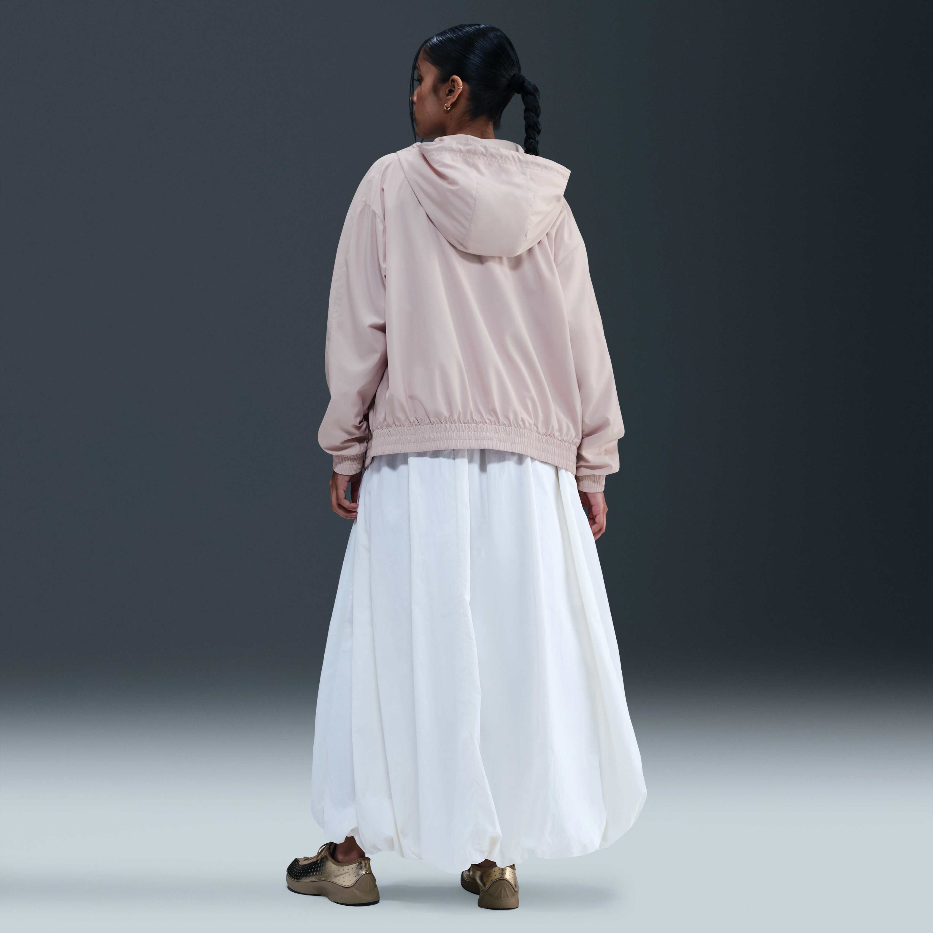 Nike Sportswear Classic Wovens image number 4