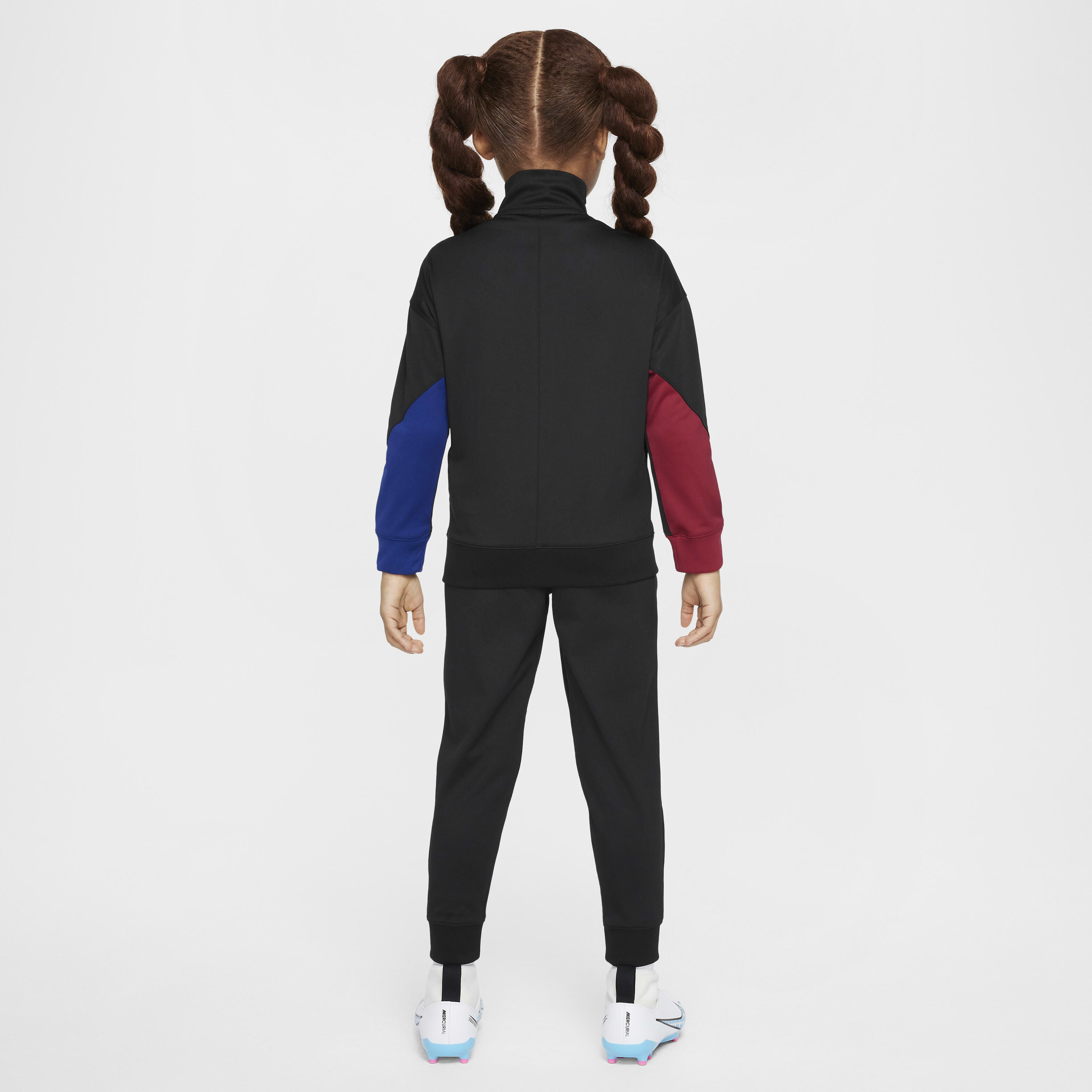 برشلونة سترايك image number 1