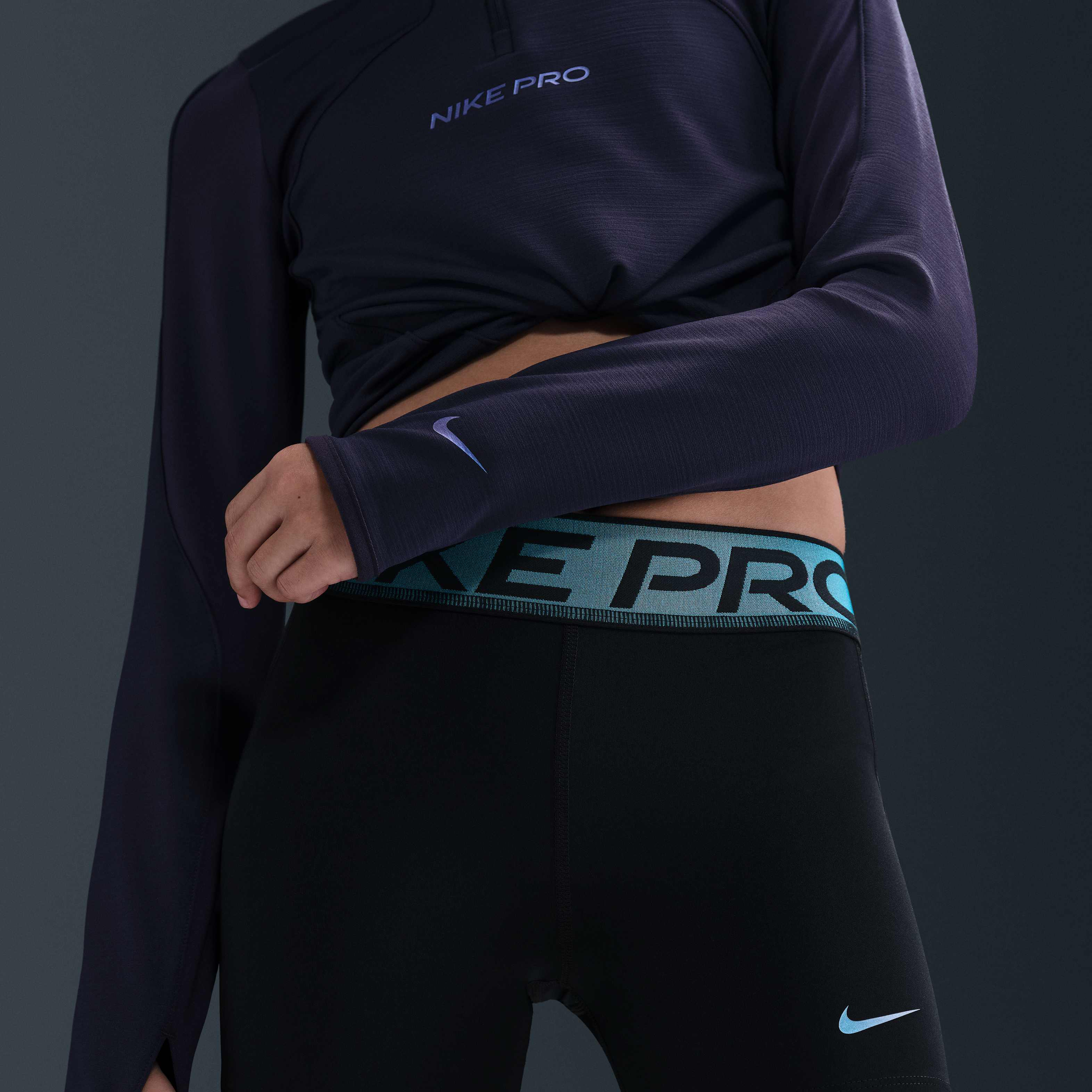 Nike Pro image number 1