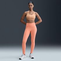 Nike Universa