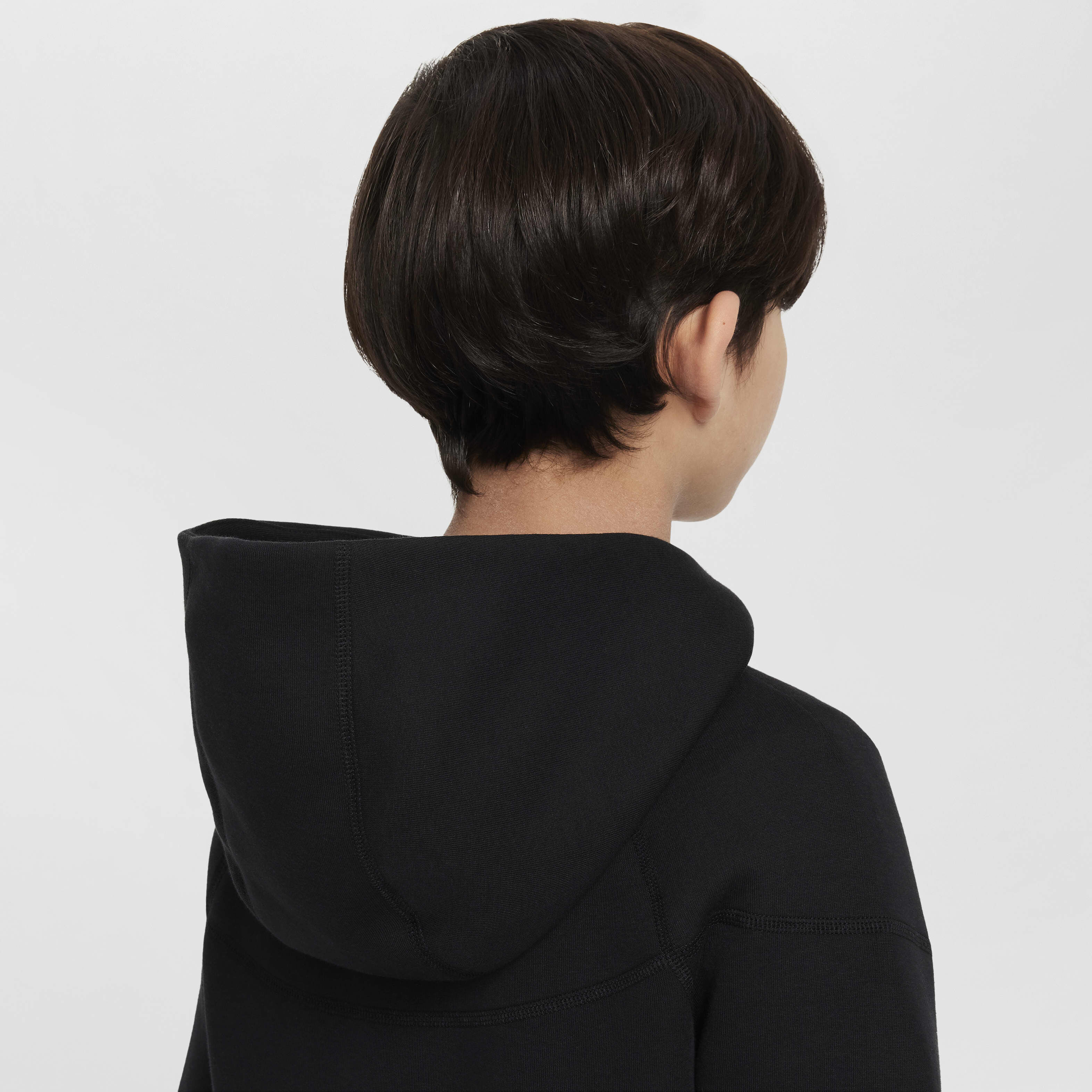 Liverpool F.C. Tech Fleece image number 6