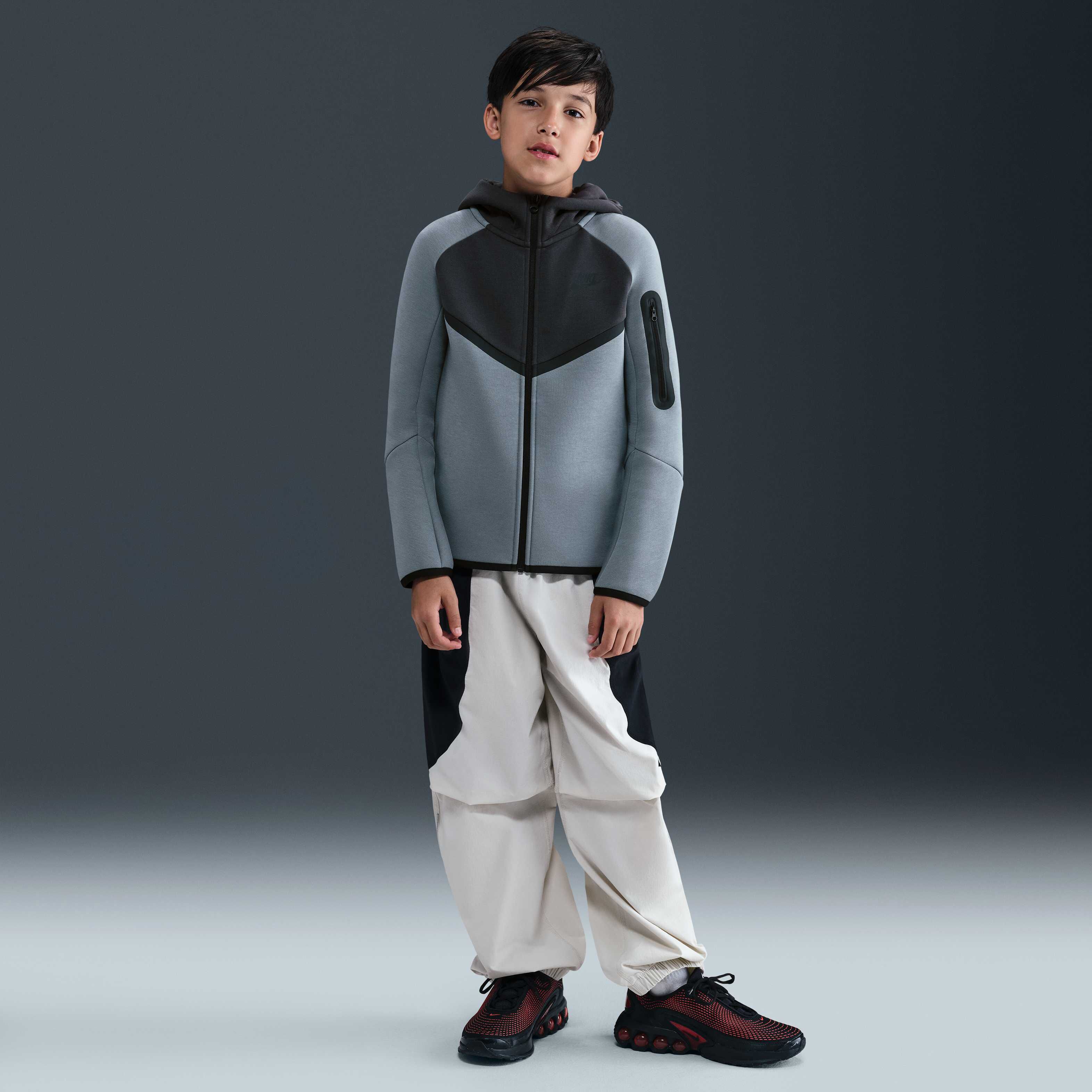 Nike Sportswear Tech Fleece image number 6