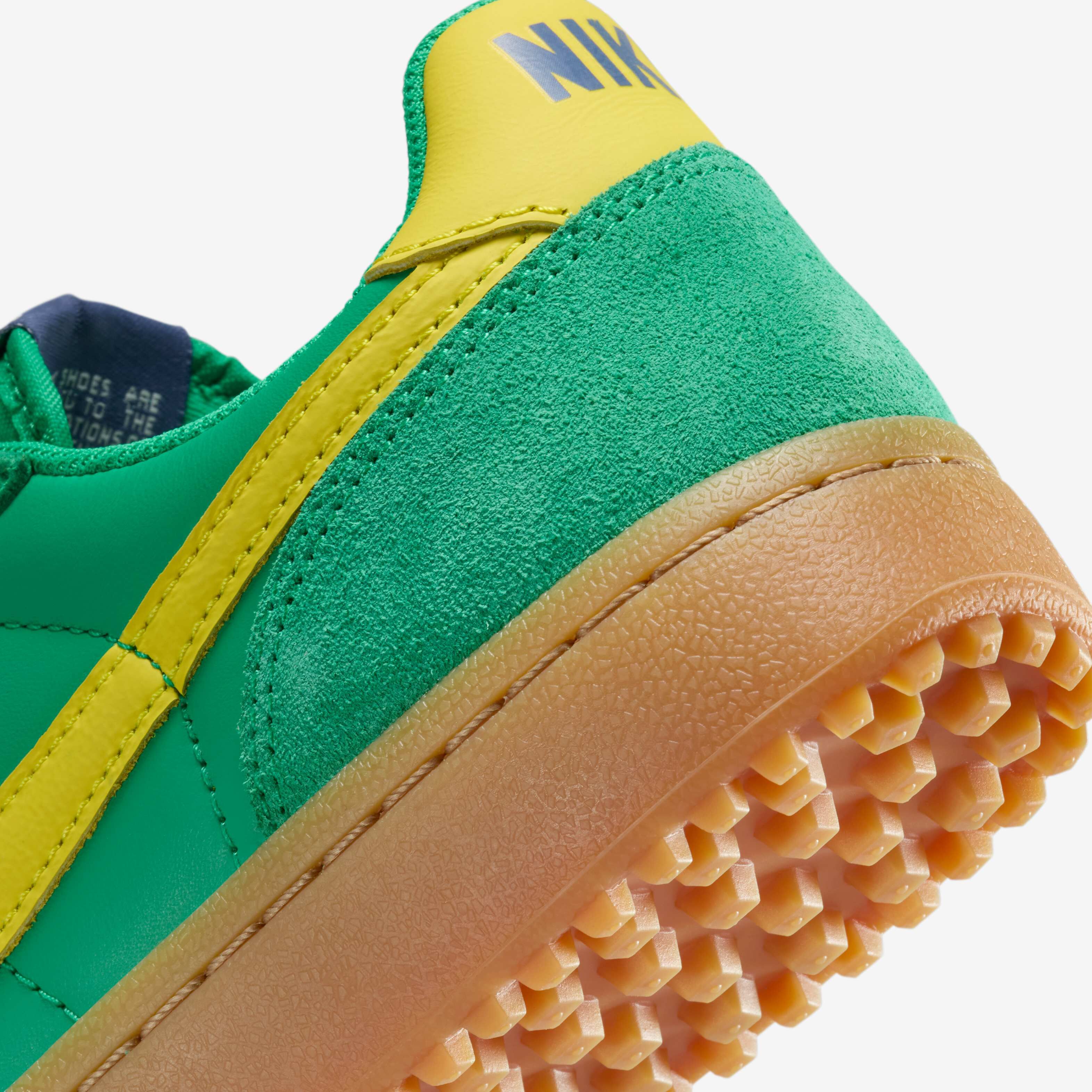 نايكي فيلد جينرال image number 7