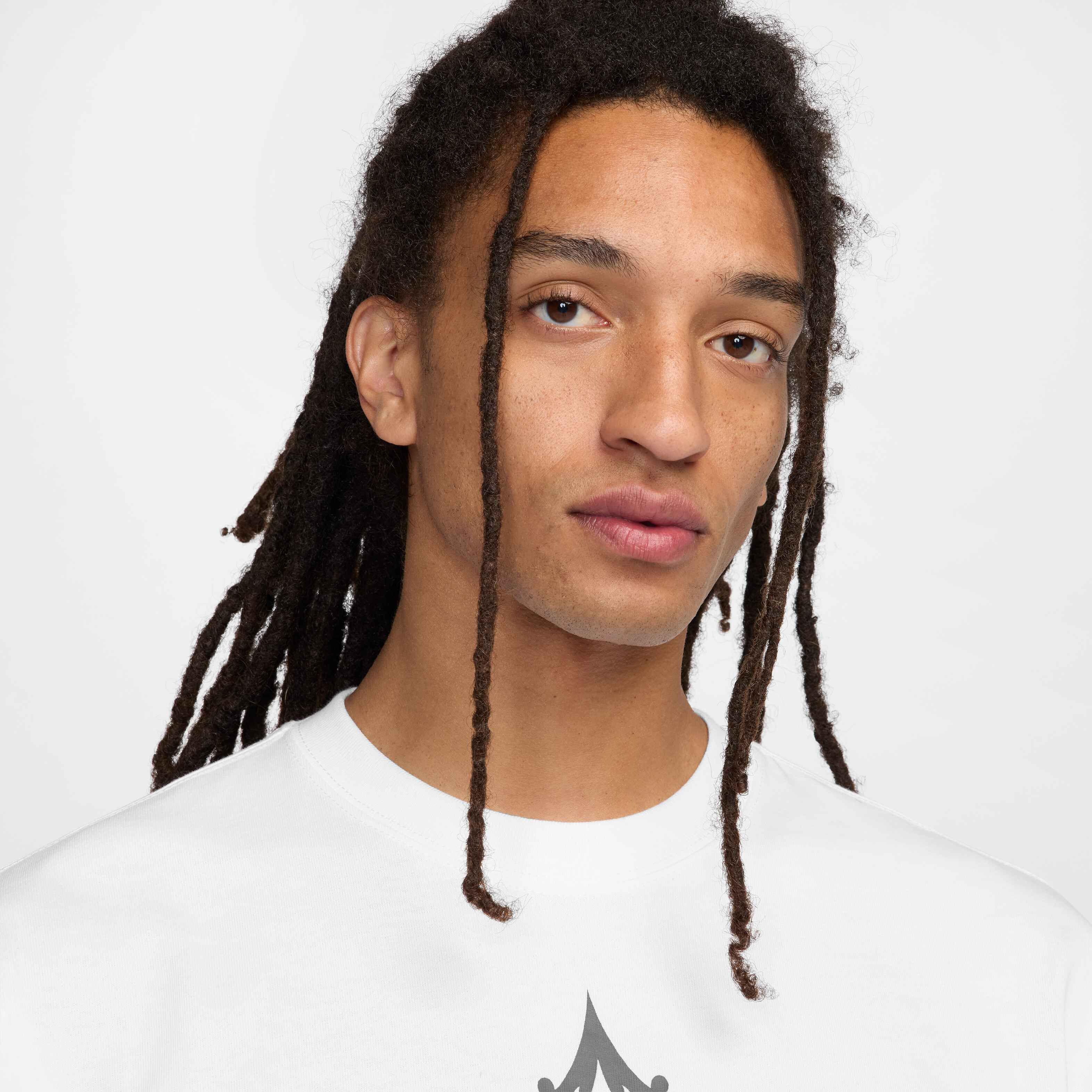 LeBron image number 2