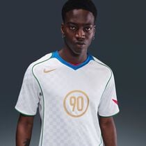 Nike Total 90