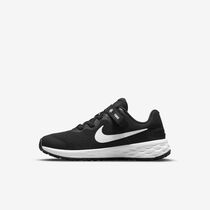 Nike Revolution 6 FlyEase