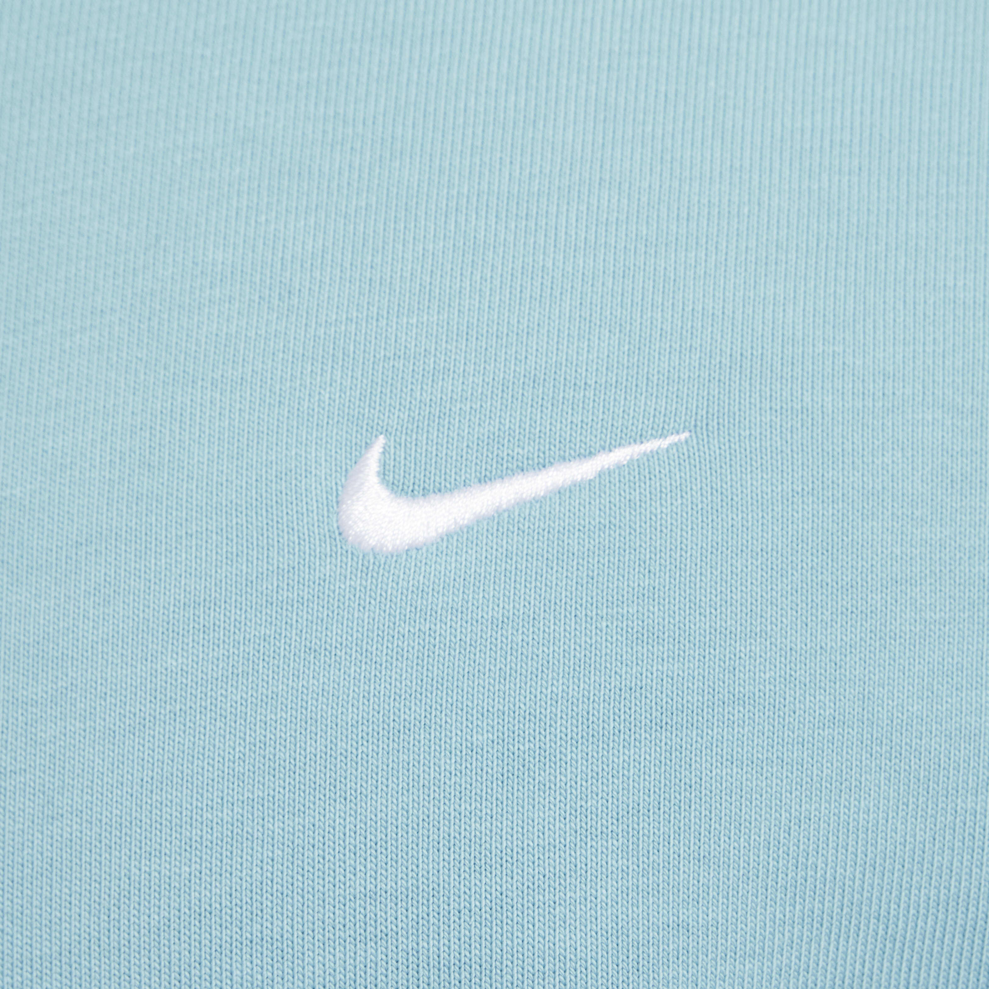 Nike Solo Swoosh image number 3
