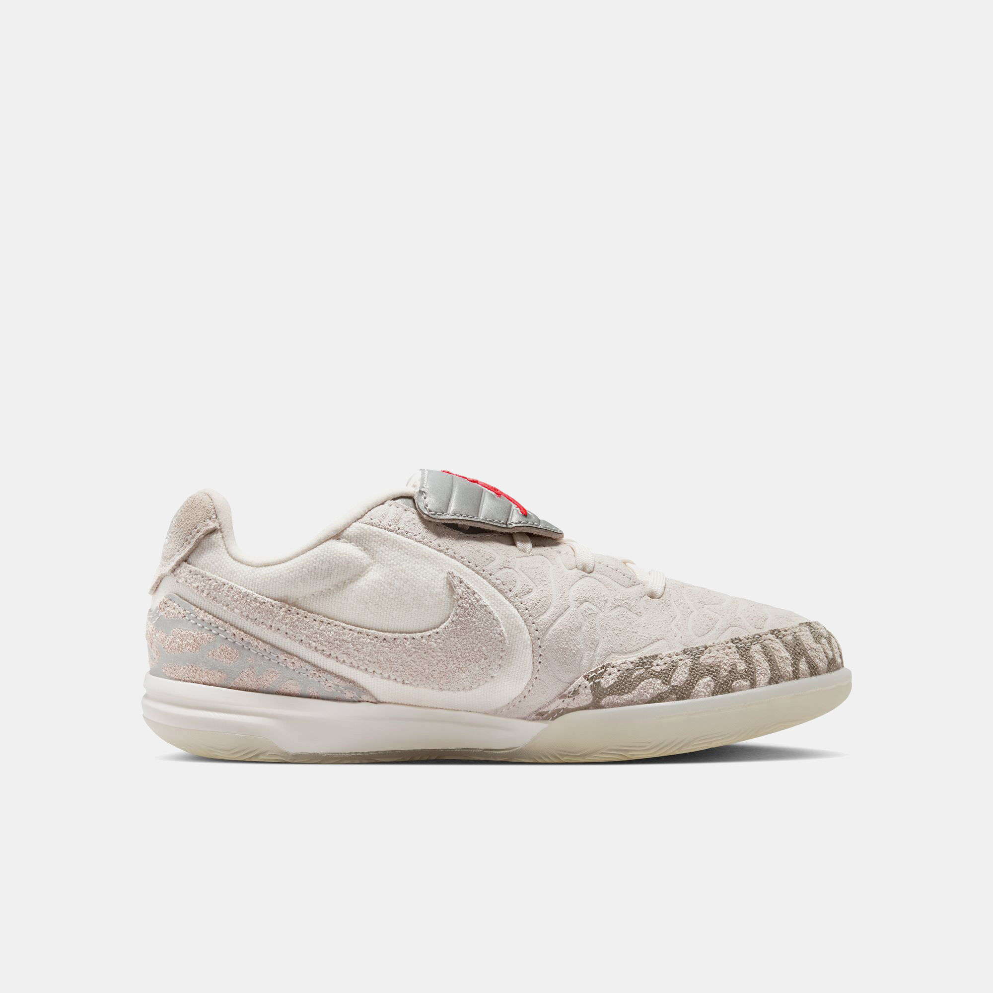 Jordan Jr. Tiempo Streetgato SE image number 6