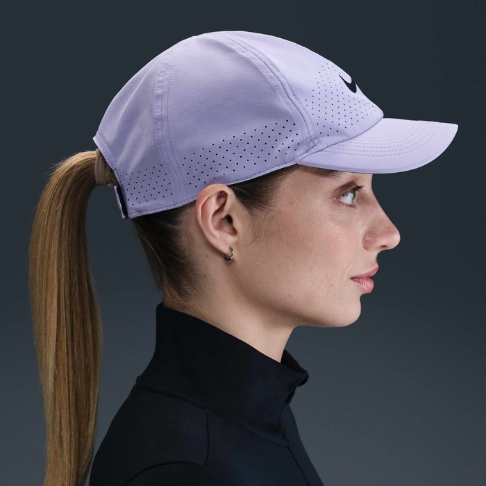 Nike Club image number 3 Nike Club image number 3