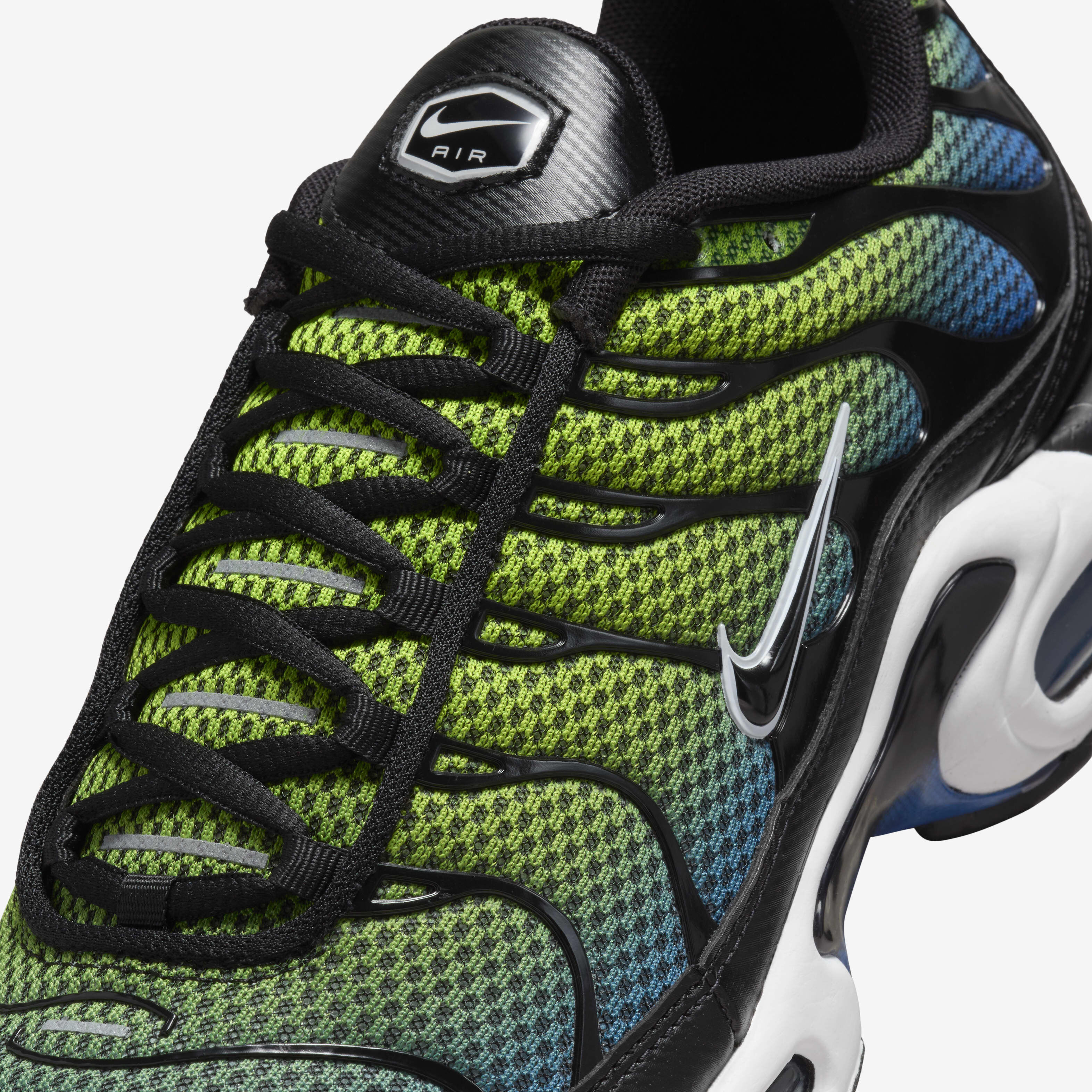 Nike Air Max Plus image number 6