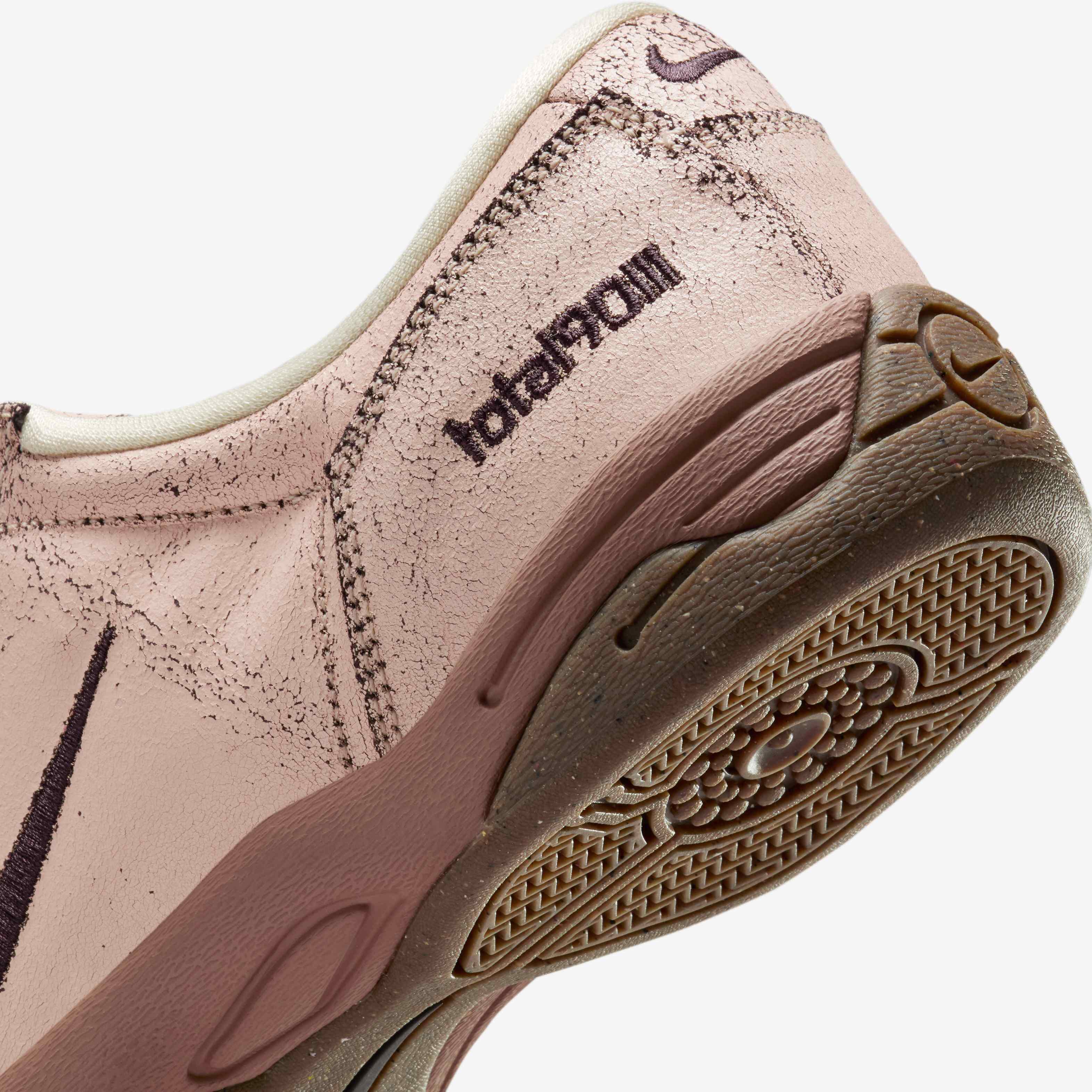 نايكي توتال 90 بريميوم image number 7