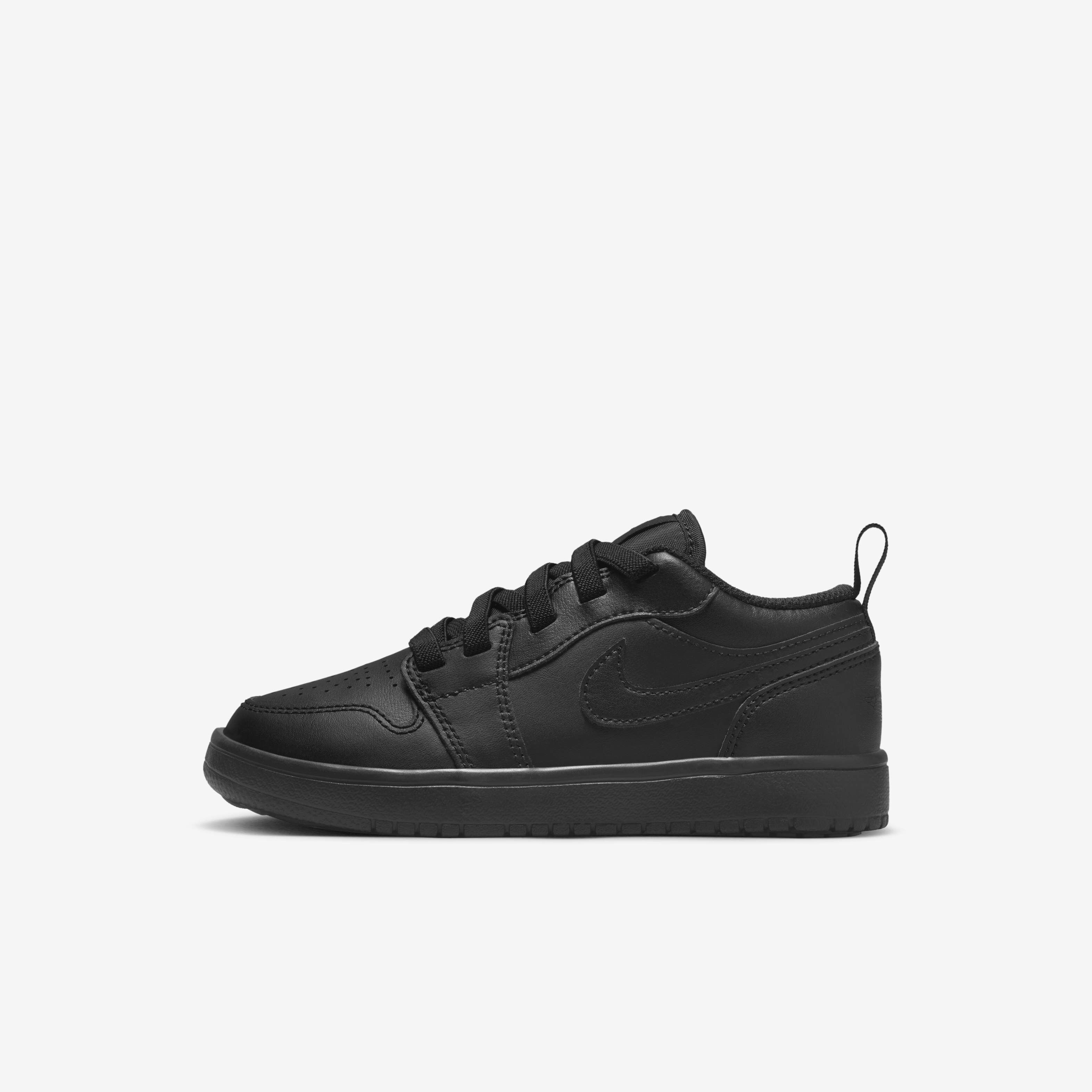 Youth jordans on sale hot sale